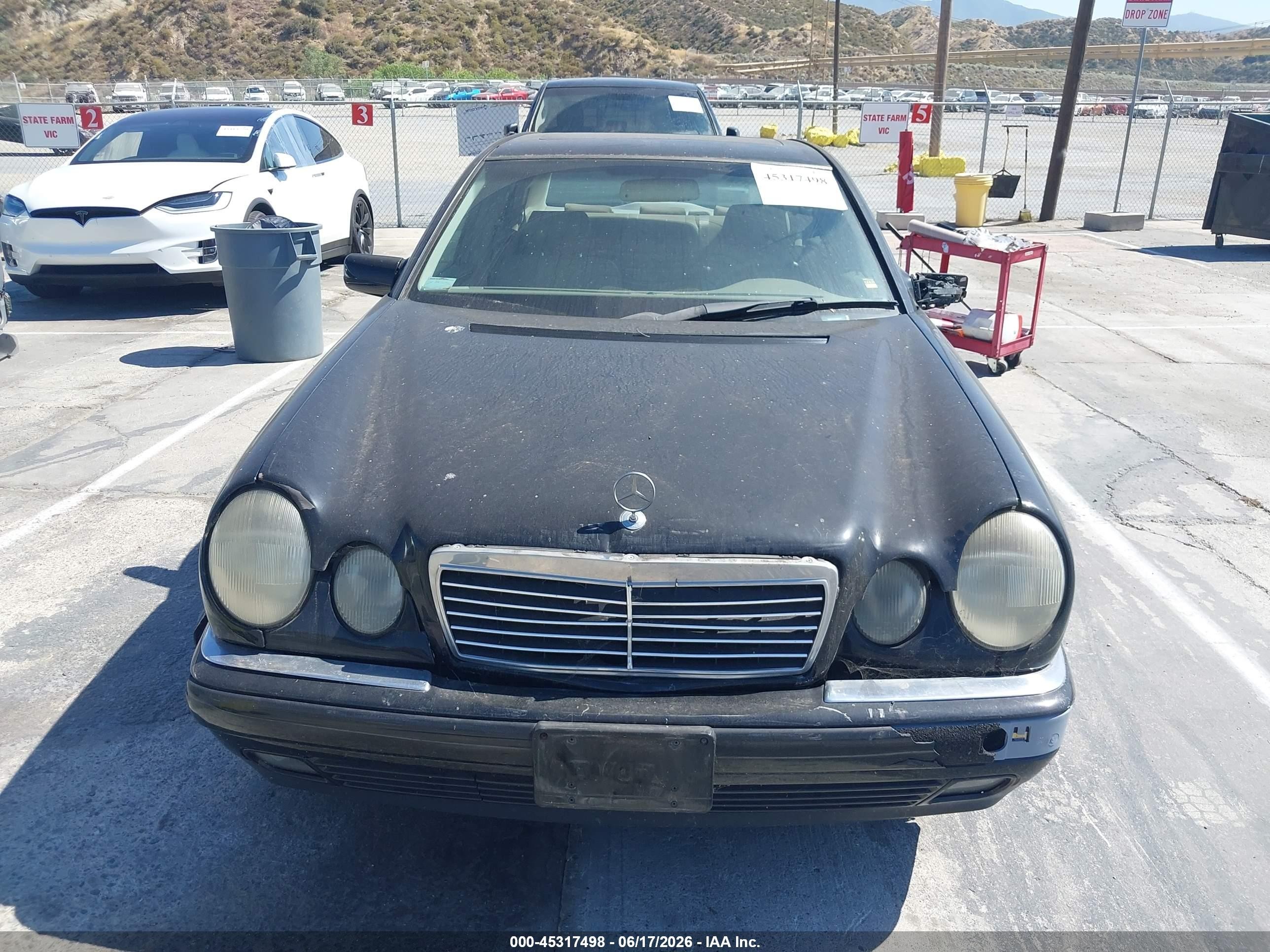 1999 Mercedes-benz E 320 Black vin: WDBJF65H0XA899126
