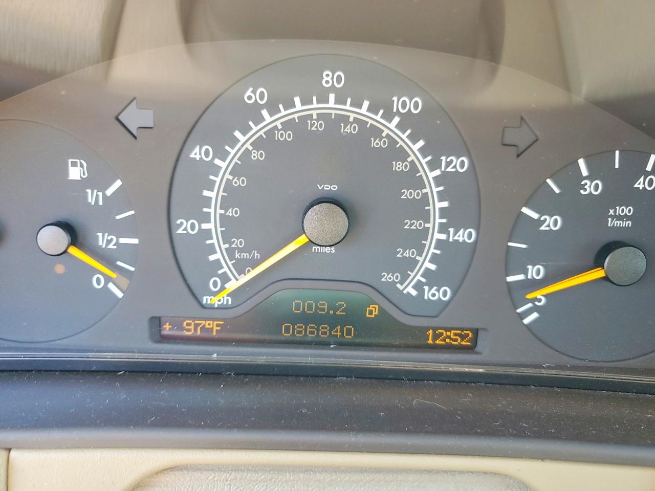 1999 Mercedes-benz E 320 Tan vin: WDBJF65H0XA932237