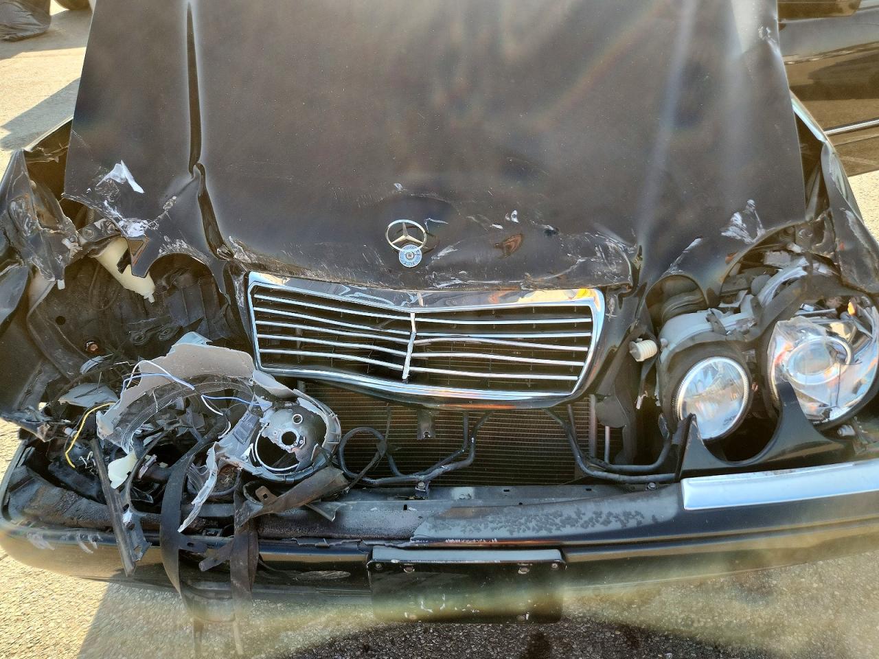 1999 Mercedes-benz E 320 Черный vin: WDBJF65H1XA828744