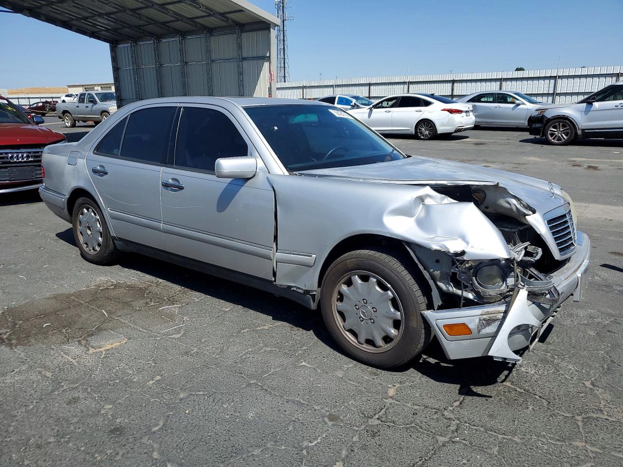1999 Mercedes-benz E 320 Silver vin: WDBJF65H2XA731293