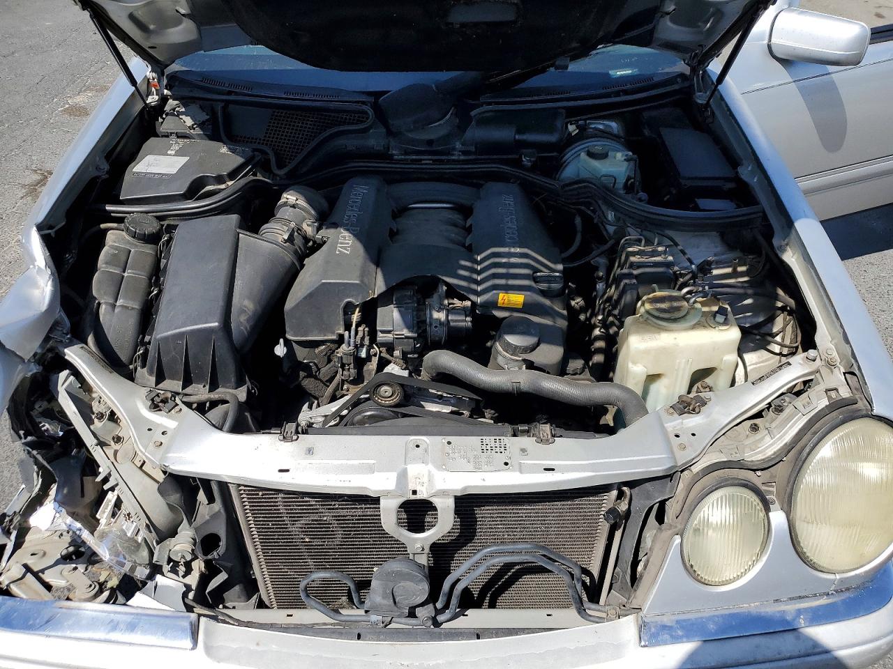 1999 Mercedes-benz E 320 Silver vin: WDBJF65H2XA731293