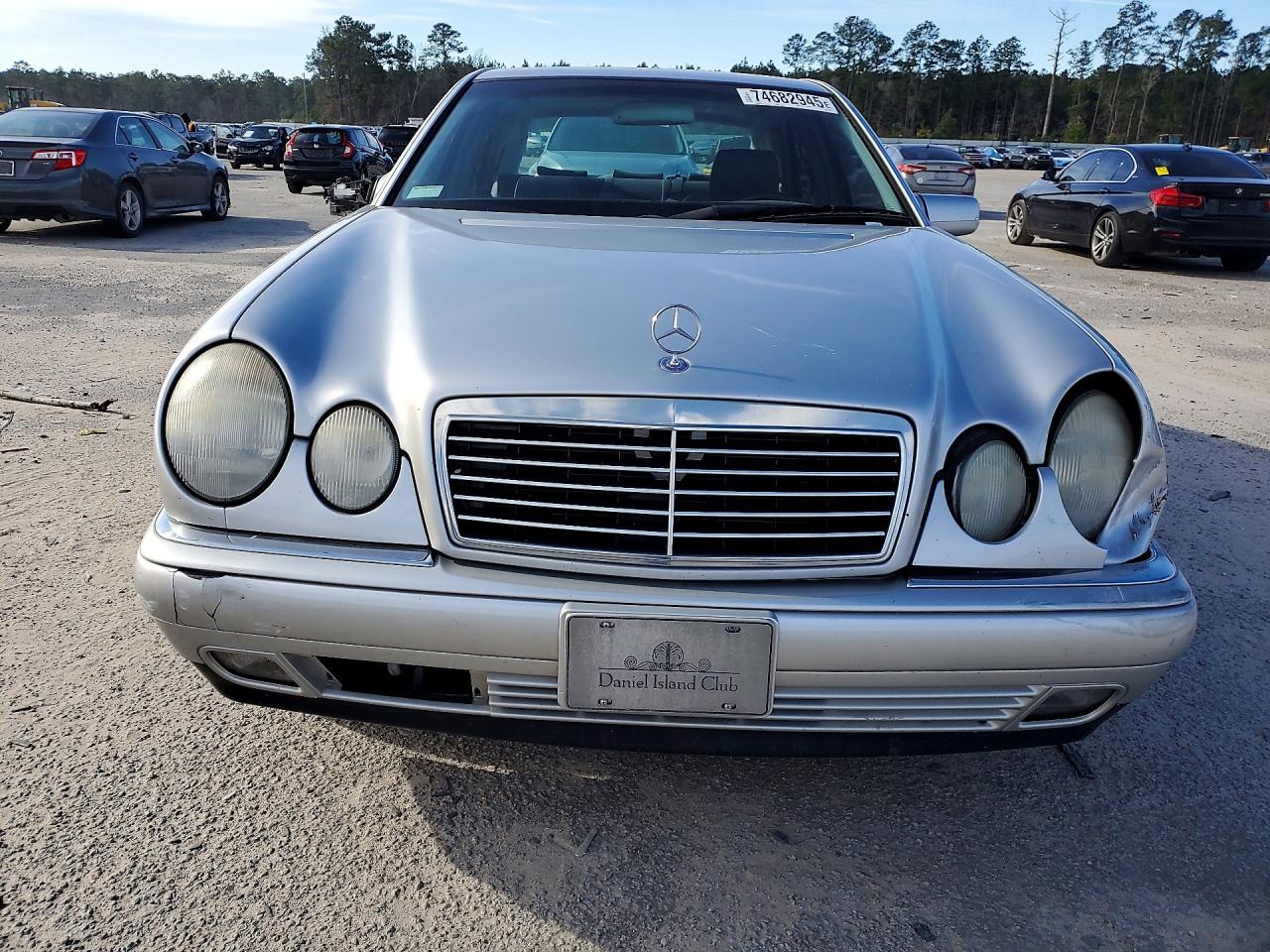 1999 Mercedes-benz E 320 Silver vin: WDBJF65H2XA778002