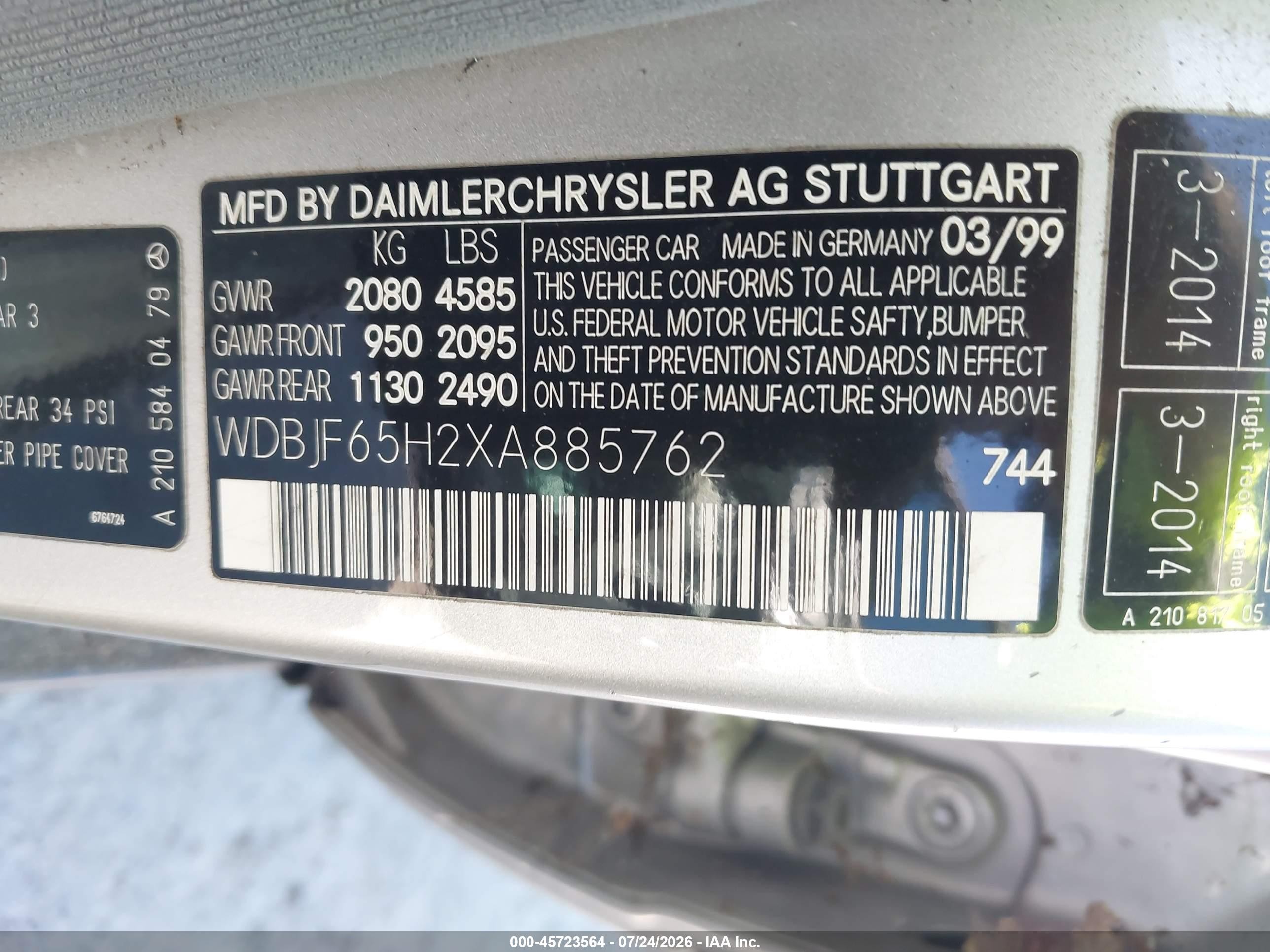 1999 Mercedes-benz E 320   Silver vin: WDBJF65H2XA885762