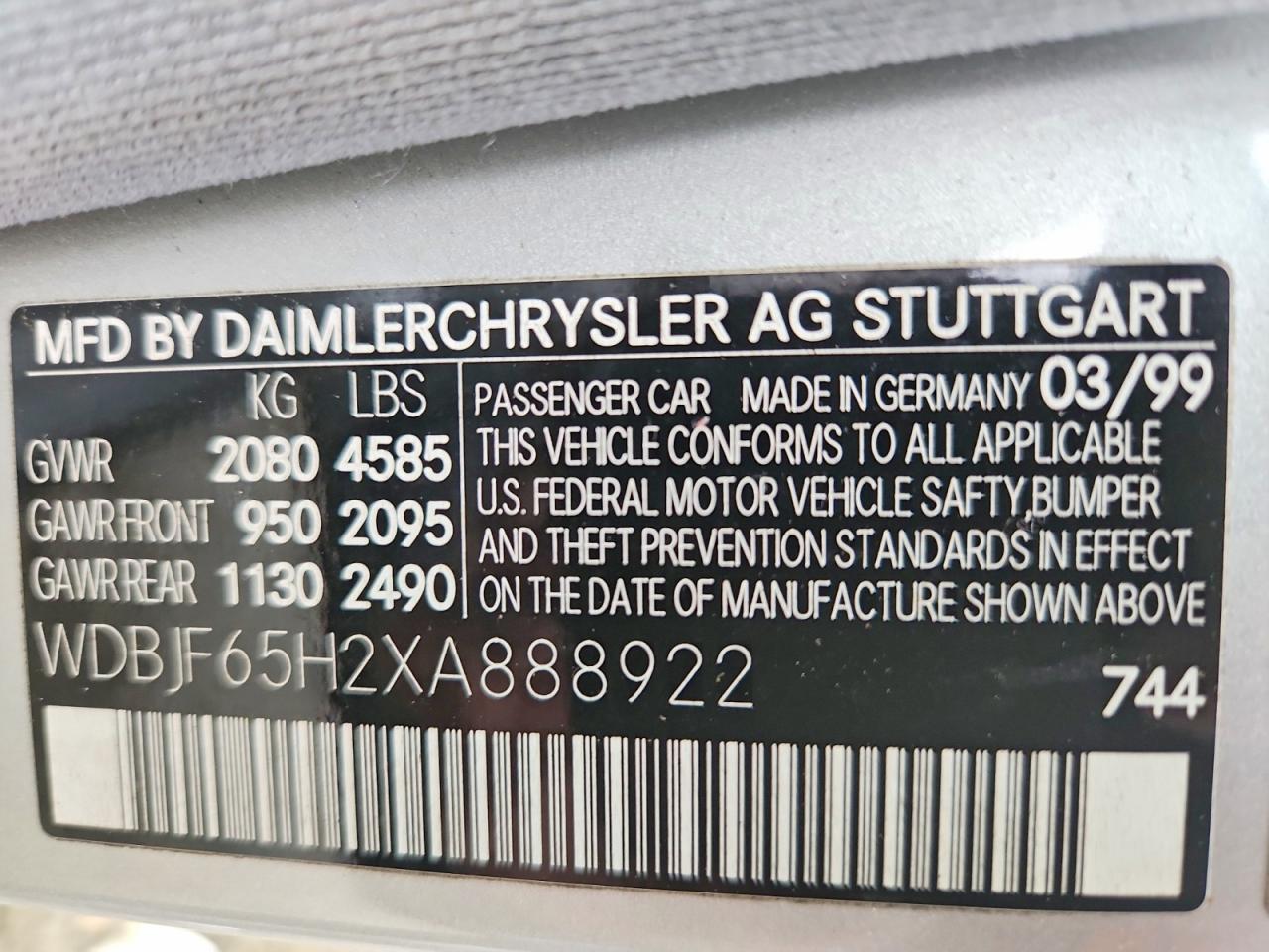 1999 Mercedes-benz E 320 Silver vin: WDBJF65H2XA888922