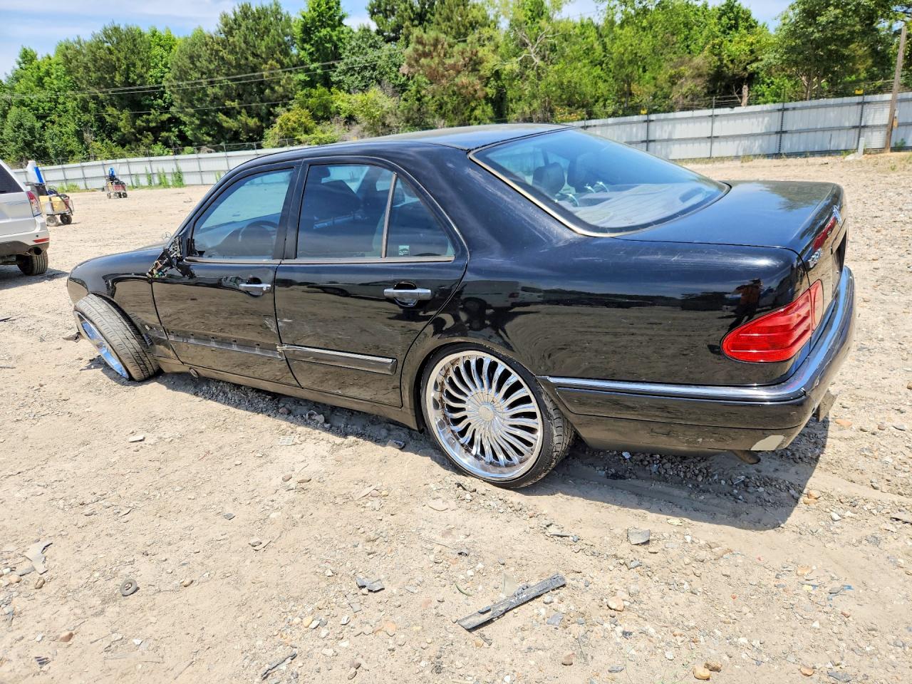 1999 Mercedes-benz E 320 Черный vin: WDBJF65H2XA909770