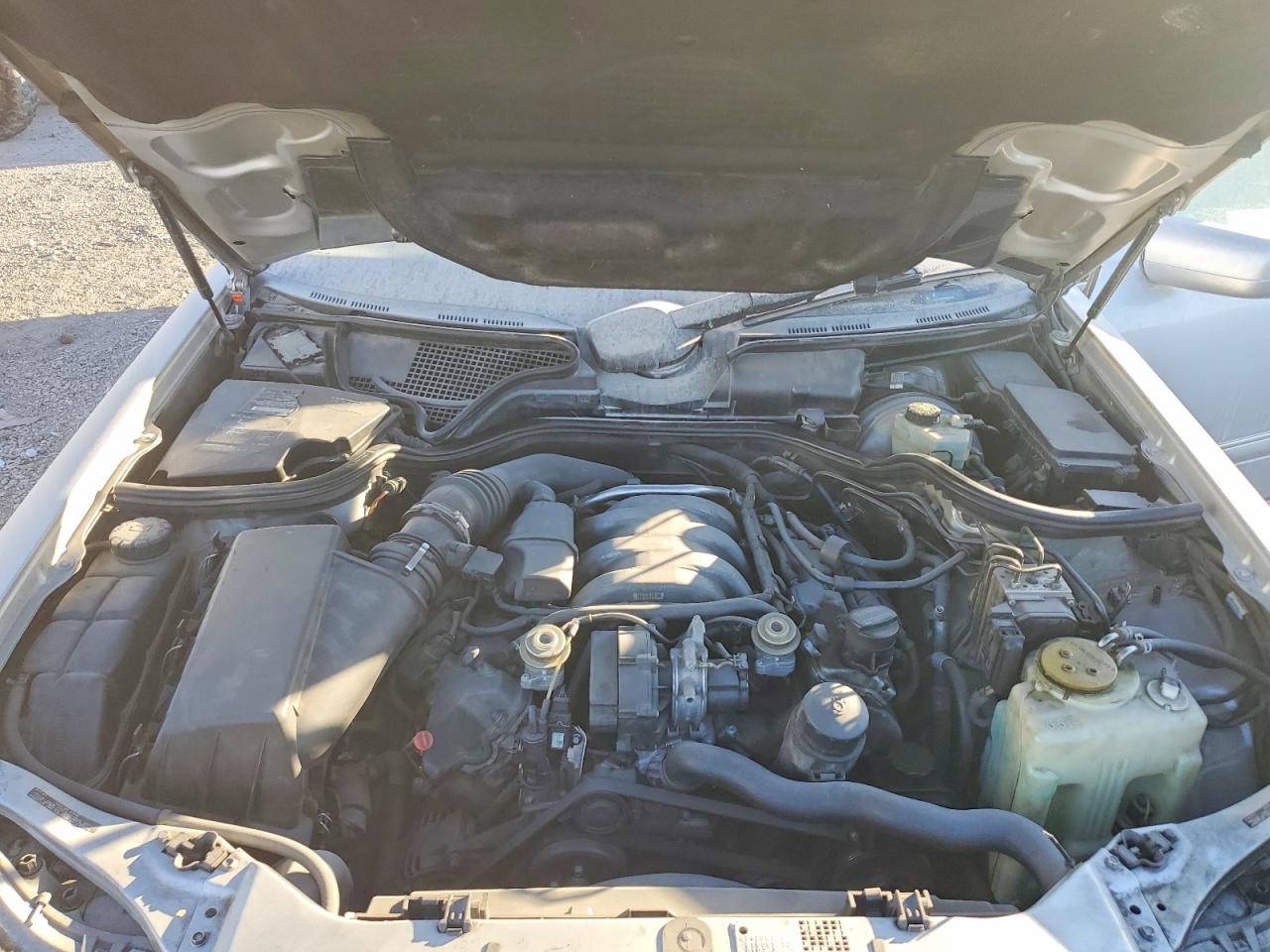 1999 Mercedes-benz E 320 Silver vin: WDBJF65H3XA858165