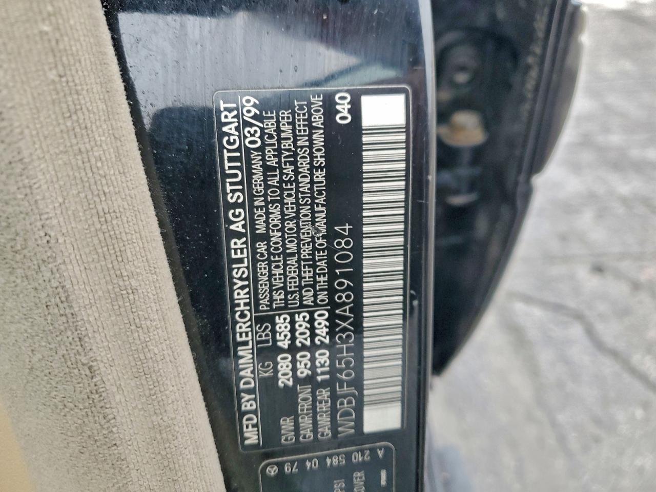 1999 Mercedes-benz E 320 Black vin: WDBJF65H3XA891084