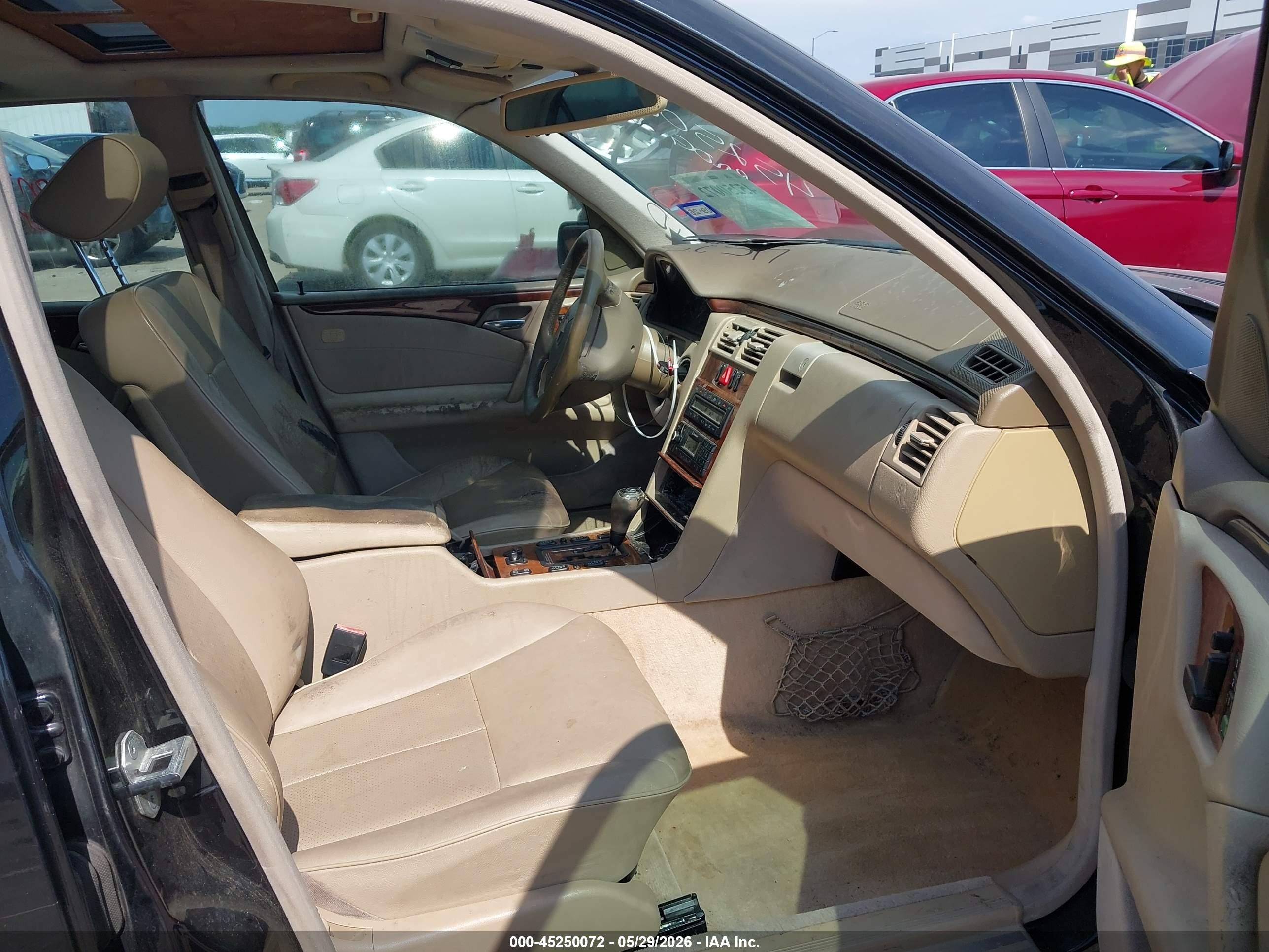 1999 Mercedes-benz E 320   Черный vin: WDBJF65H3XA898911