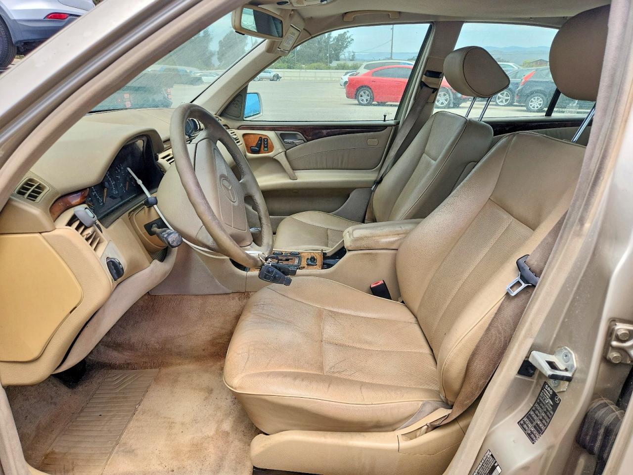 1999 Mercedes-benz E 320 Желто-коричневый vin: WDBJF65H3XA900947