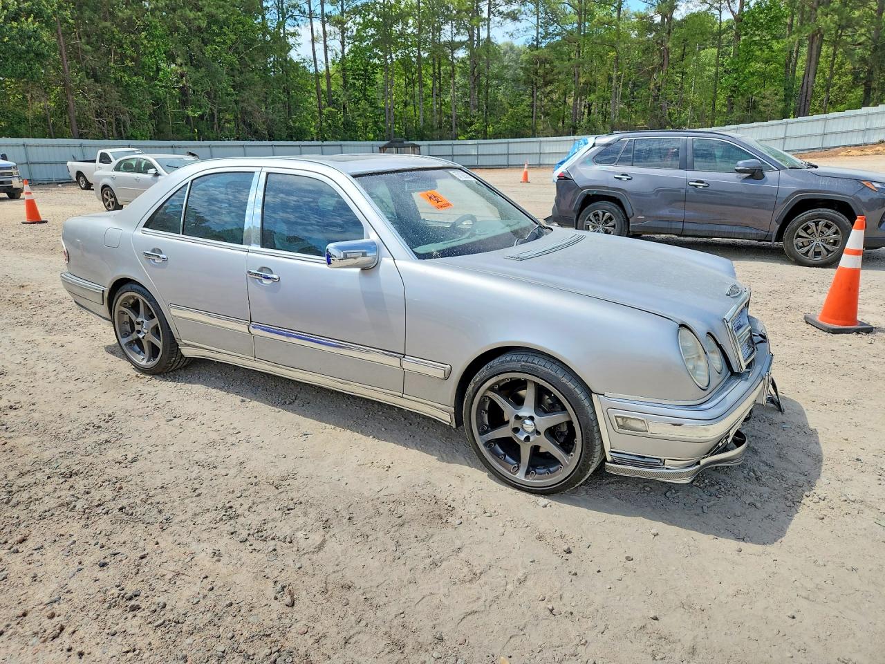 1999 Mercedes-benz E 320 Silver vin: WDBJF65H4XA763288