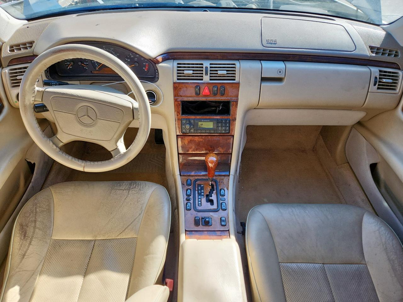 1999 Mercedes-benz E 320 Gold vin: WDBJF65H4XA790071