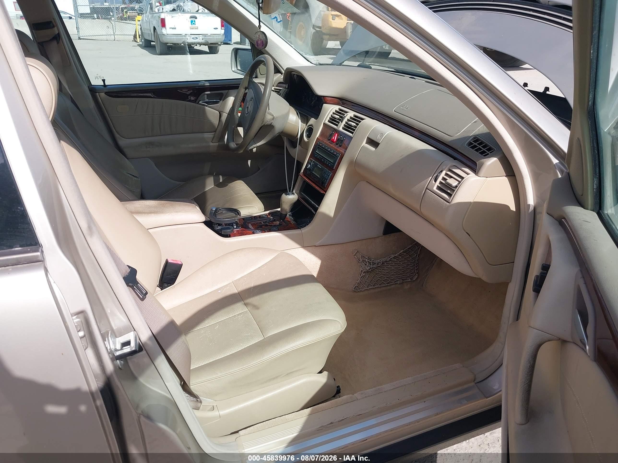 1999 Mercedes-benz E 320 Gray vin: WDBJF65H4XA835090