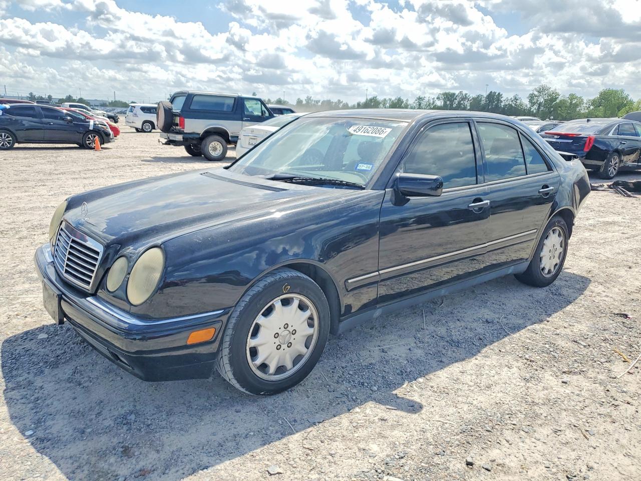 1999 Mercedes-benz E 320 Черный vin: WDBJF65H4XA896858