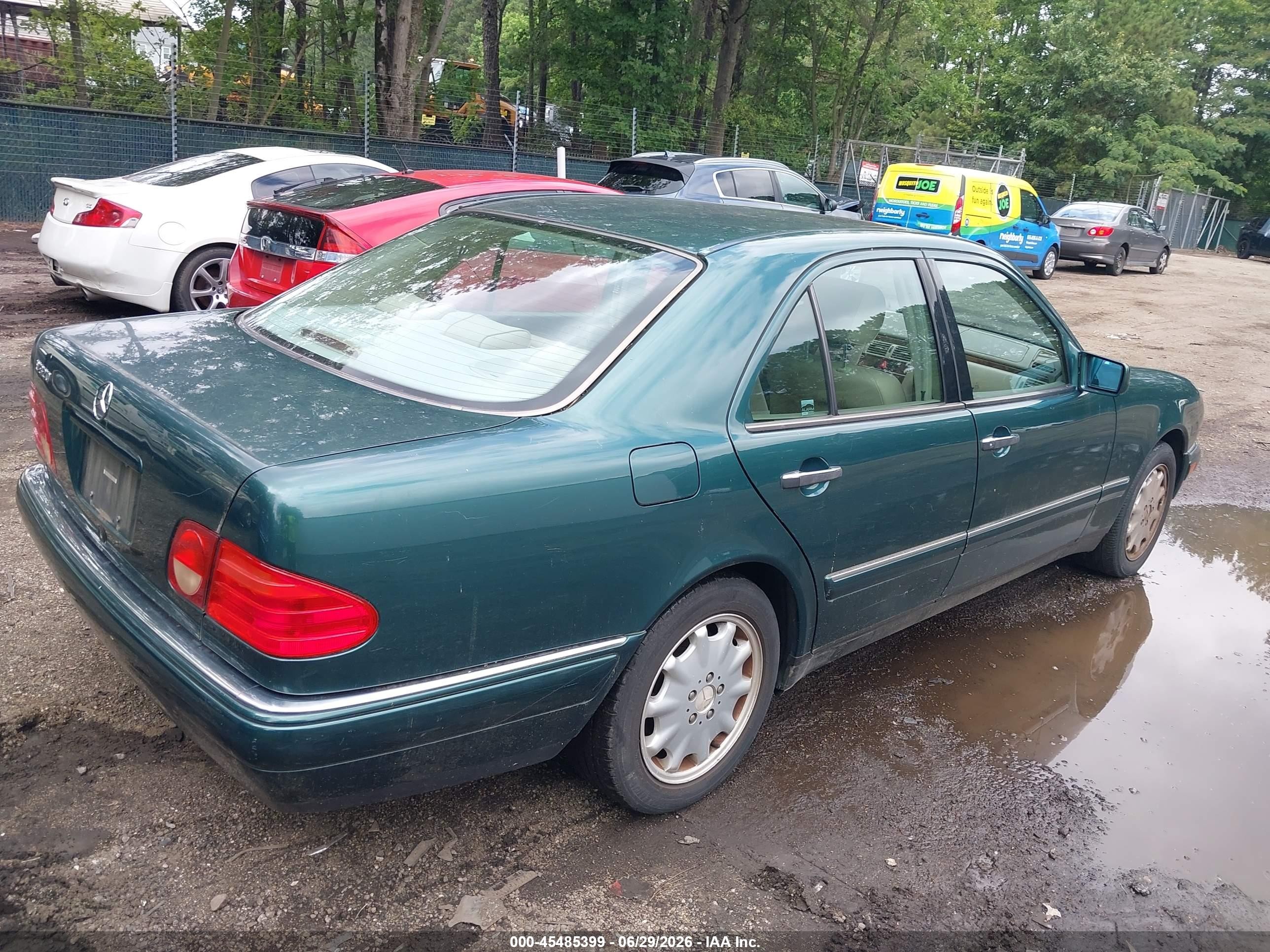 1999 Mercedes-benz E 320   Green vin: WDBJF65H4XA929325