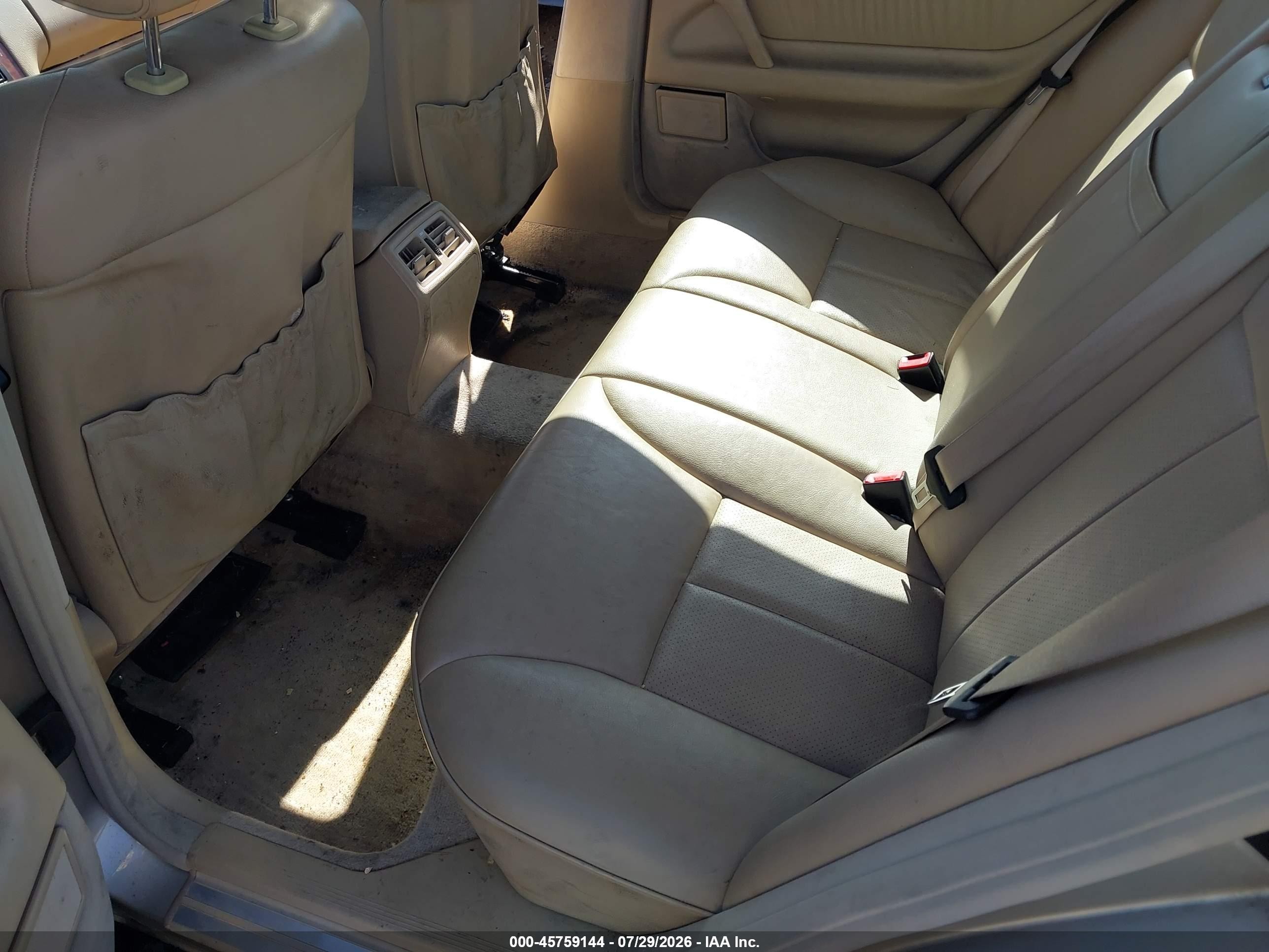 1999 Mercedes-benz E 320   Tan vin: WDBJF65H5XA875145