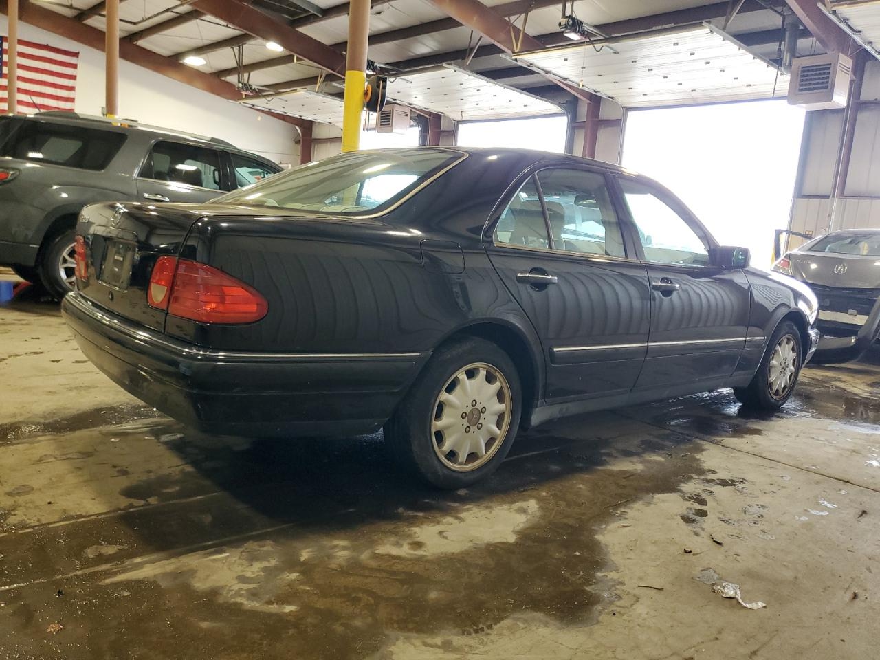 1999 Mercedes-benz E 320 Black vin: WDBJF65H5XA925347