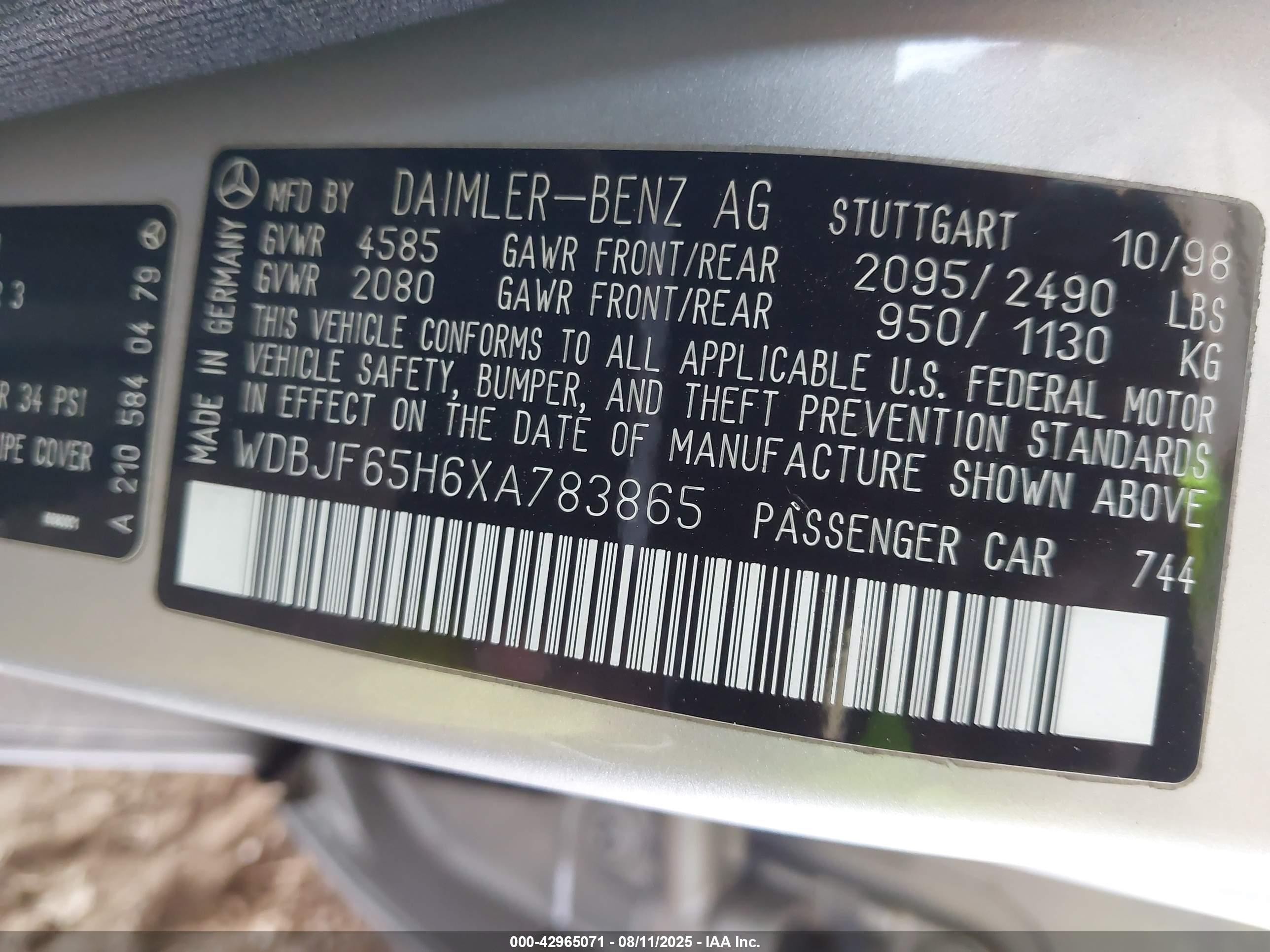 1999 Mercedes-benz E 320   Silver vin: WDBJF65H6XA783865