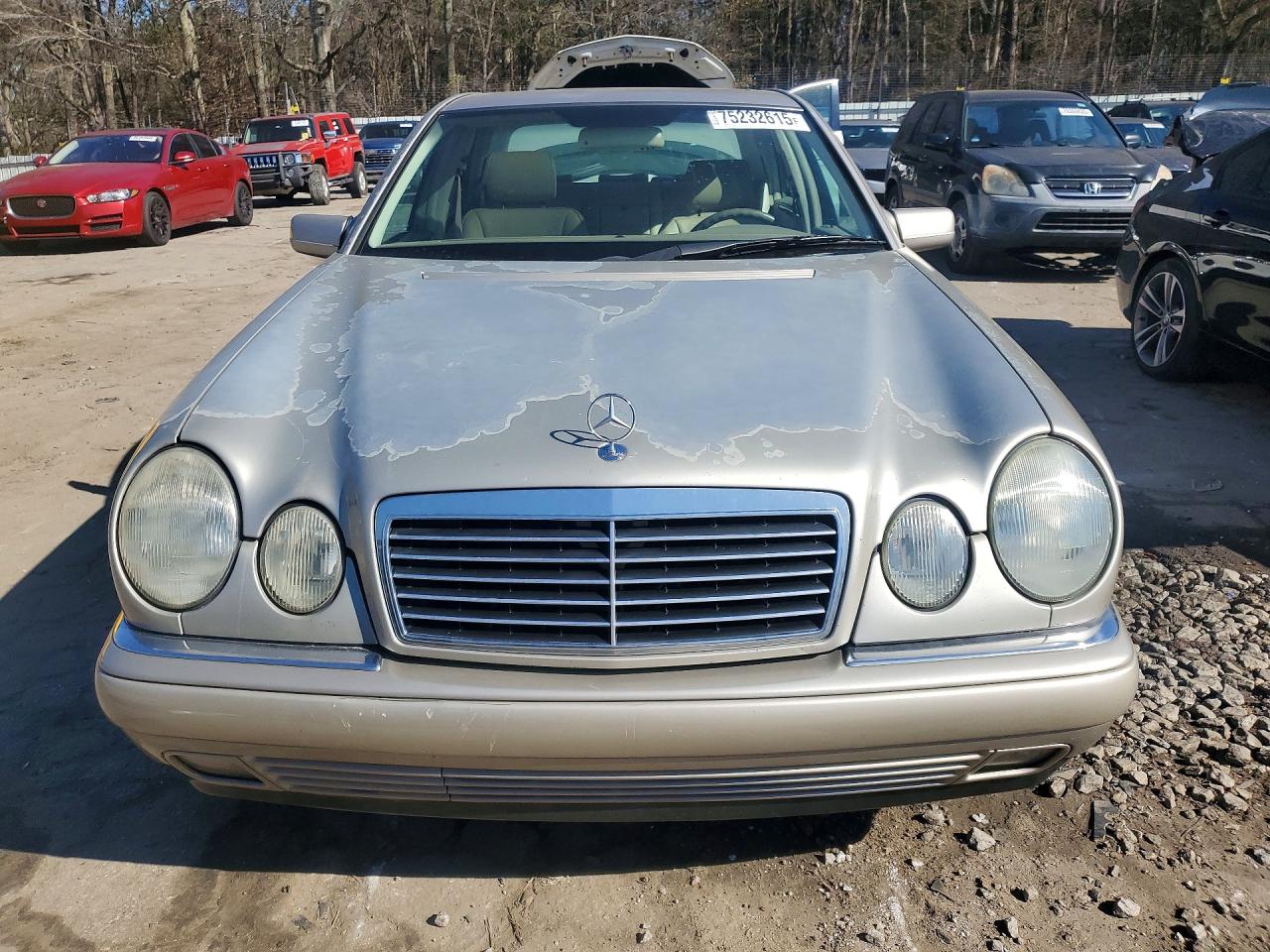 1999 Mercedes-benz E 320 Gold vin: WDBJF65H6XA860024