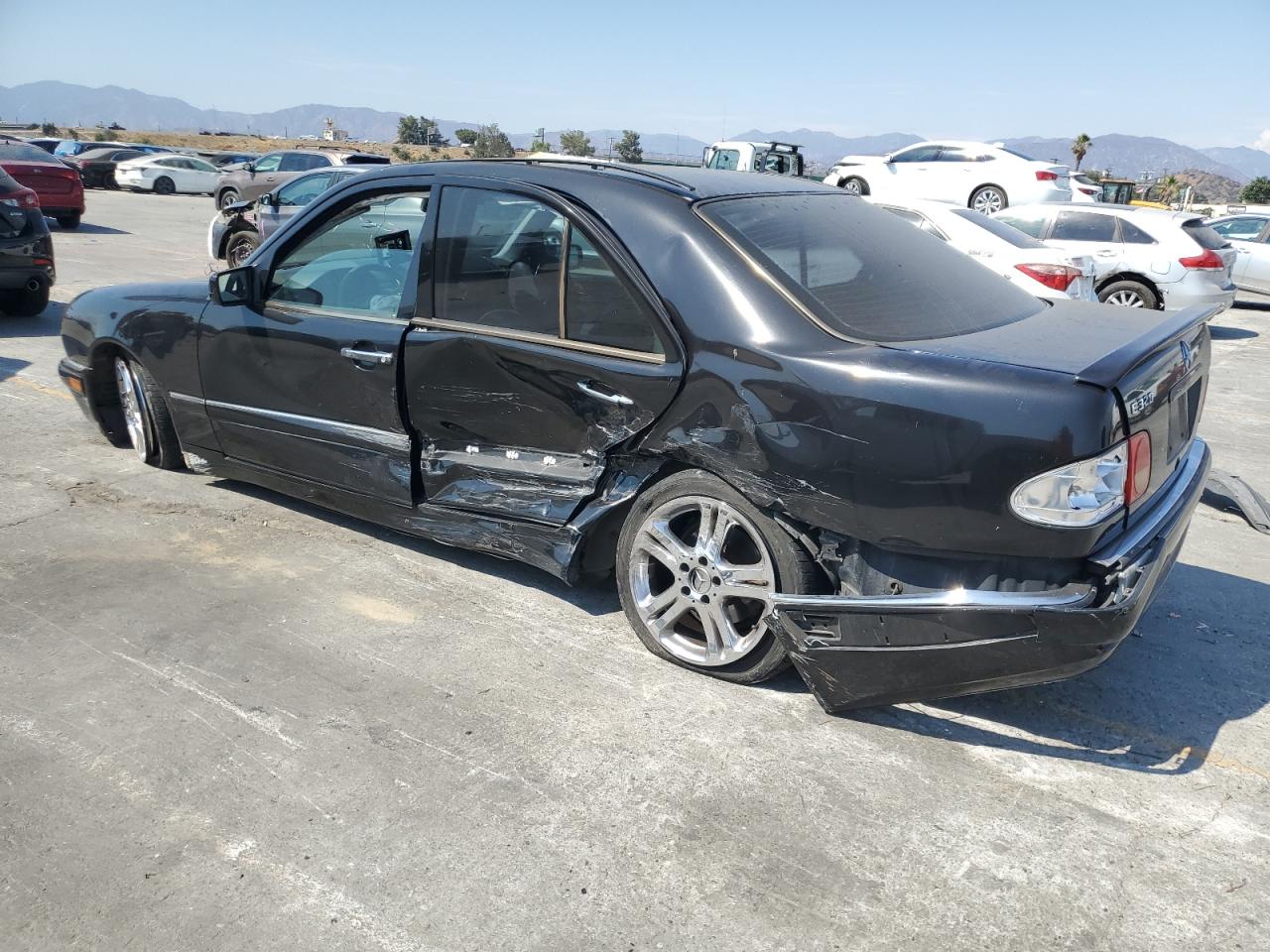 1999 Mercedes-benz E 320 Черный vin: WDBJF65H7XA900885