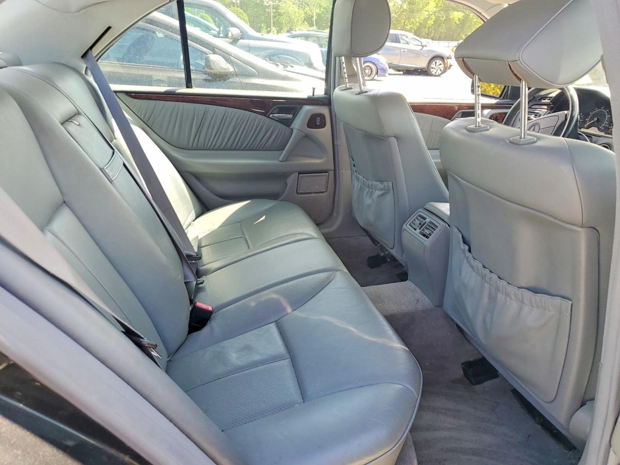 1999 Mercedes-benz E 320 Black vin: WDBJF65H8XA770275