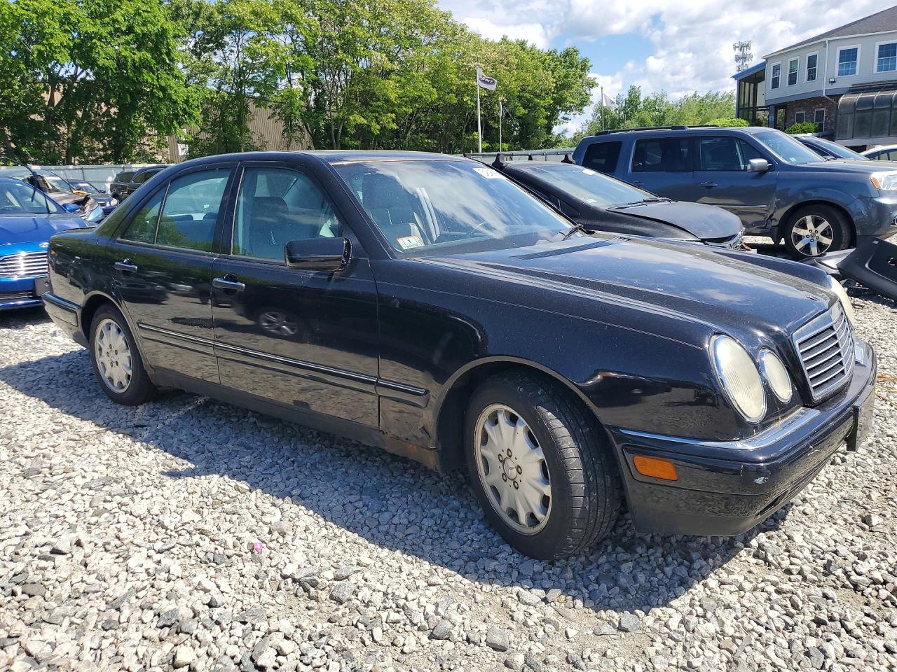 1999 Mercedes-benz E 320 Black vin: WDBJF65H8XA770275