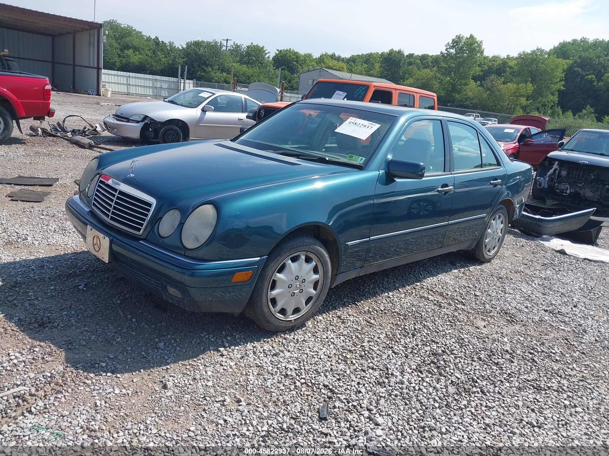 1999 Mercedes-benz E 320 Green vin: WDBJF65H8XA853933