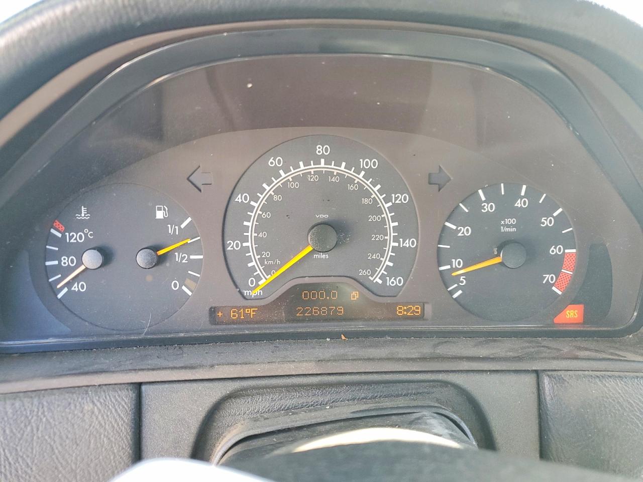1999 Mercedes-benz E 320 Черный vin: WDBJF65H9XA774982