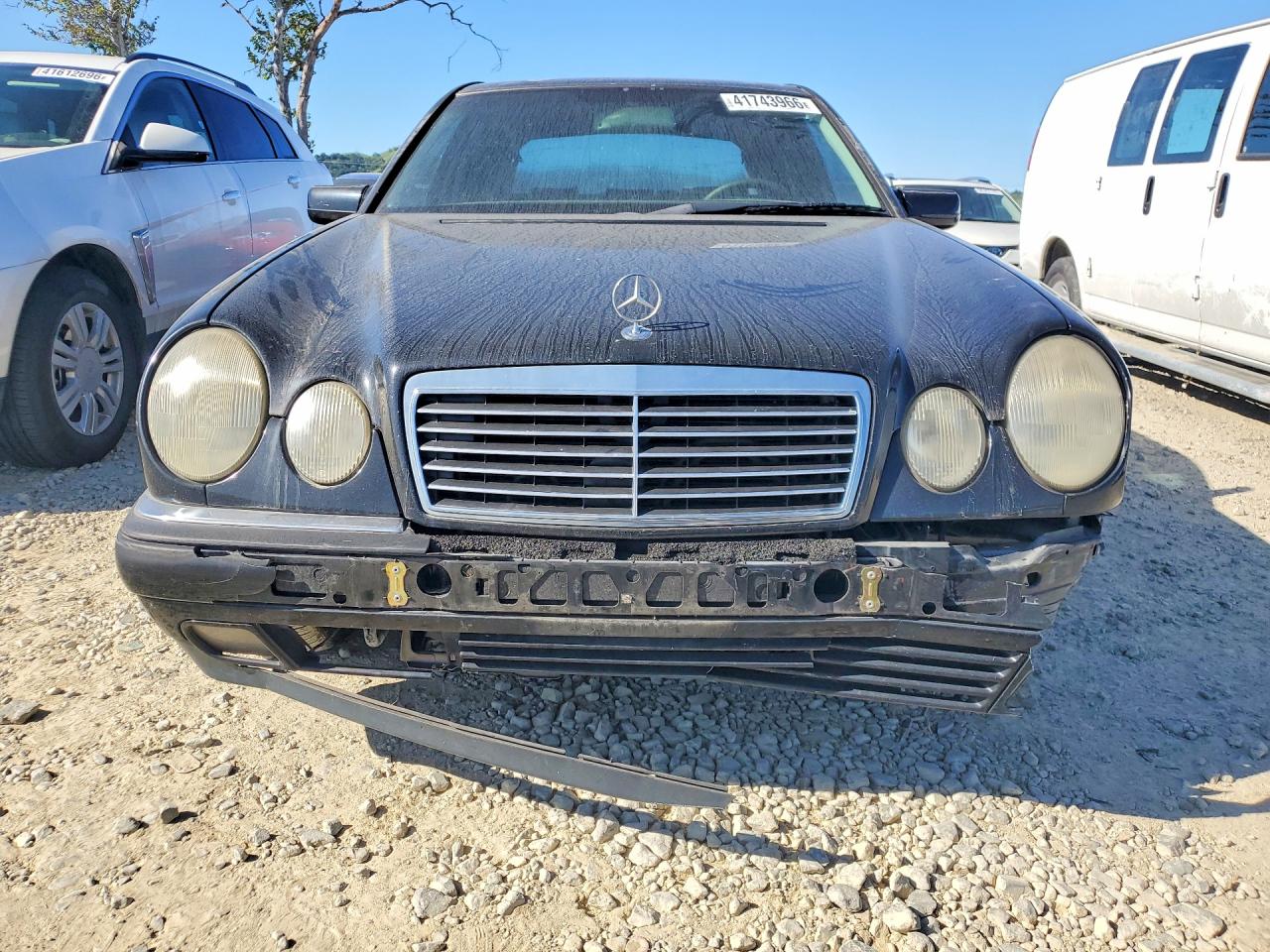 1999 Mercedes-benz E 320 Черный vin: WDBJF65H9XA774982