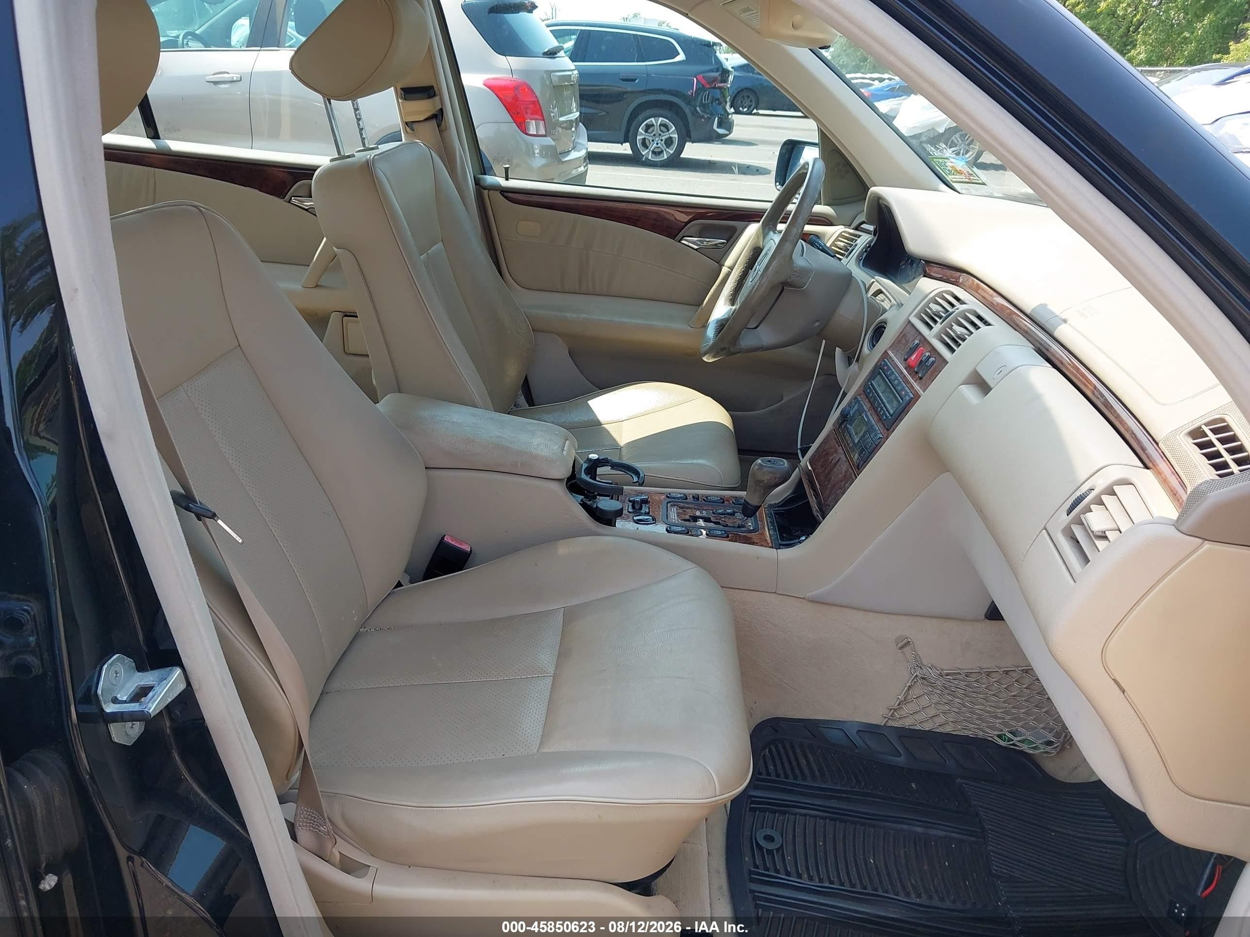 1999 Mercedes-benz E 320   Black vin: WDBJF65H9XA864858
