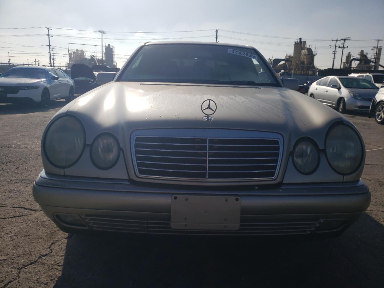 1999 Mercedes-benz E 320 Silver vin: WDBJF65H9XA874886