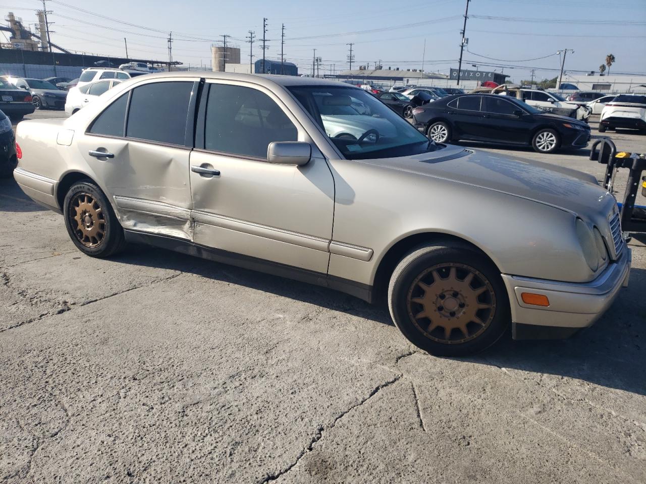 1999 Mercedes-benz E 320 Silver vin: WDBJF65H9XA874886