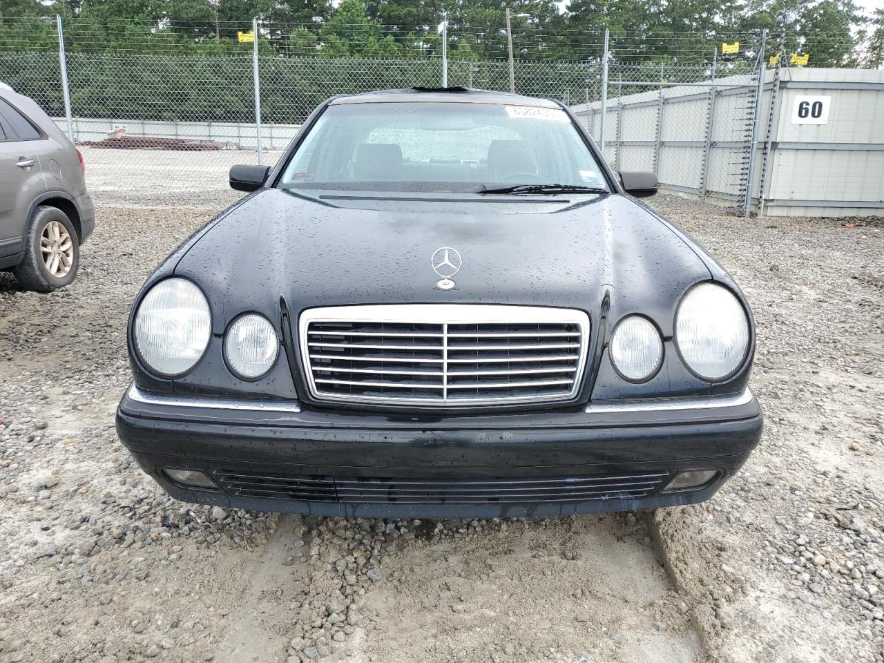 1999 Mercedes-benz E 320 Black vin: WDBJF65H9XA917140