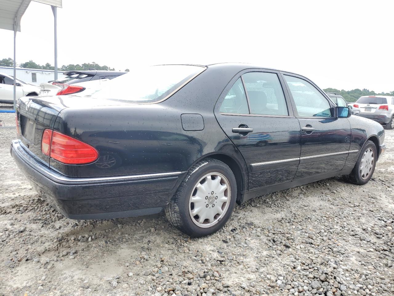 1999 Mercedes-benz E 320 Black vin: WDBJF65H9XA917140