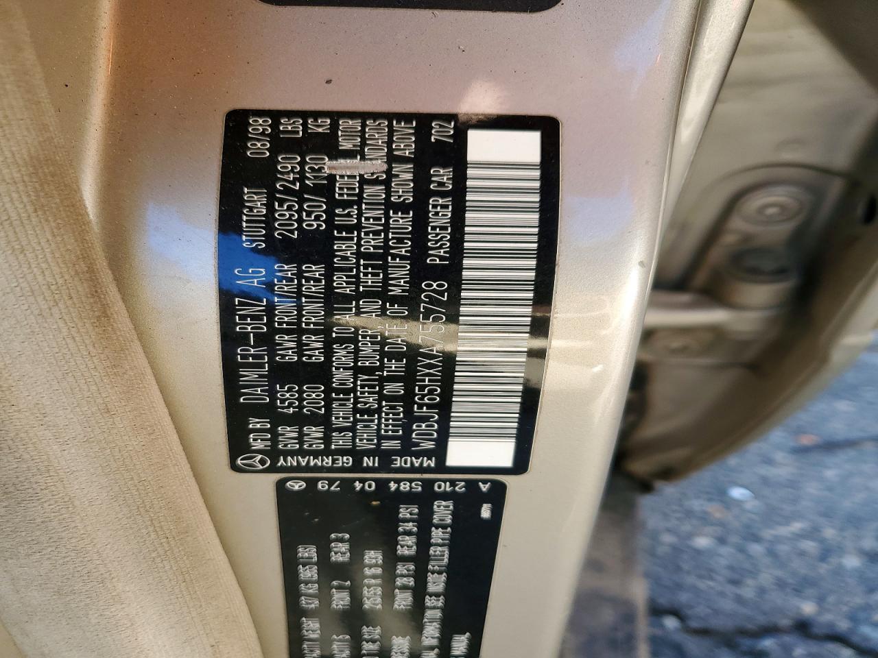 1999 Mercedes-benz E 320 Золотой vin: WDBJF65HXXA755728