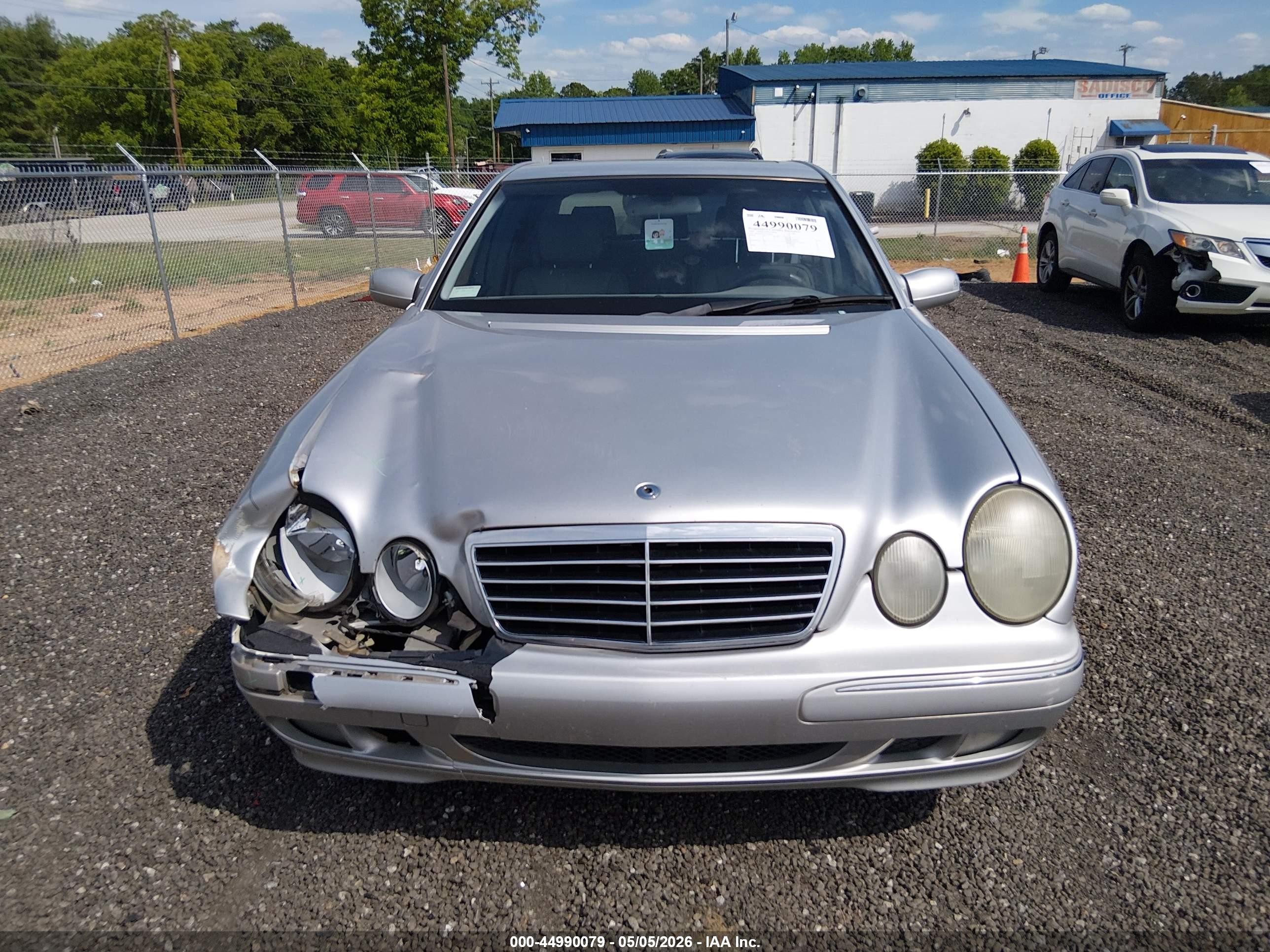 2001 Mercedes-benz E 320   Silver vin: WDBJF65J01B184674