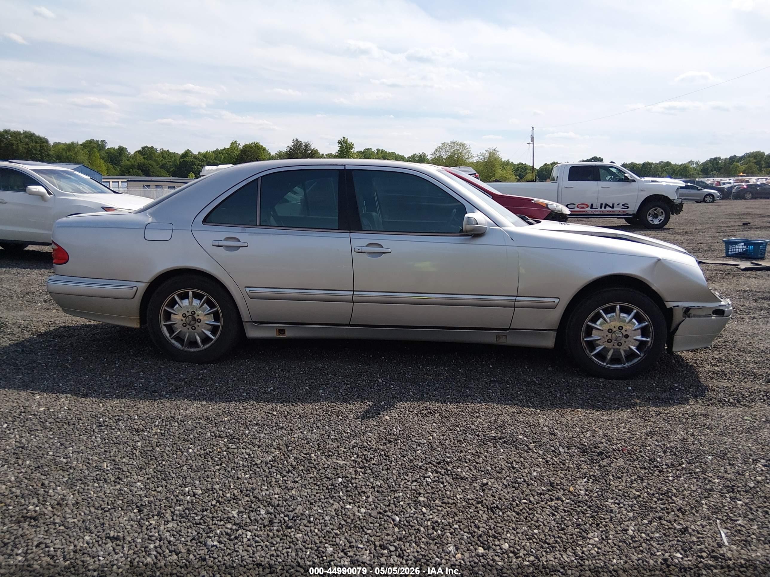 2001 Mercedes-benz E 320   Silver vin: WDBJF65J01B184674