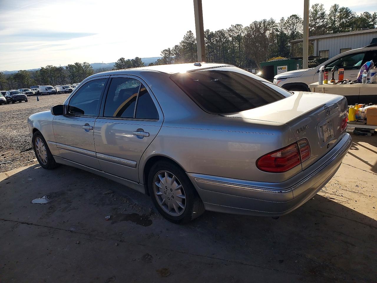 2001 Mercedes-benz E 320 Silver vin: WDBJF65J01B262662
