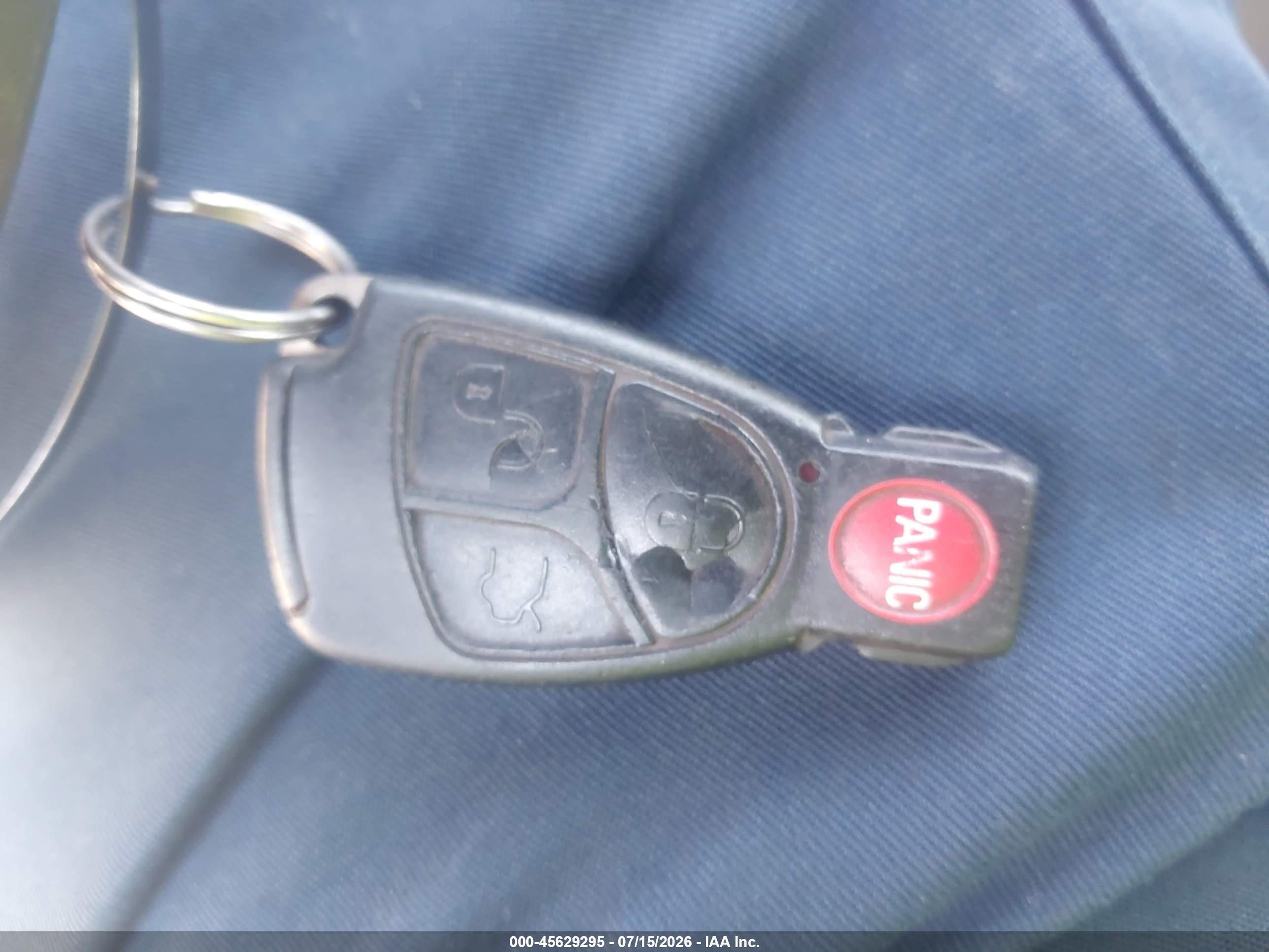 2001 Mercedes-benz E 320   Синий vin: WDBJF65J01B265481