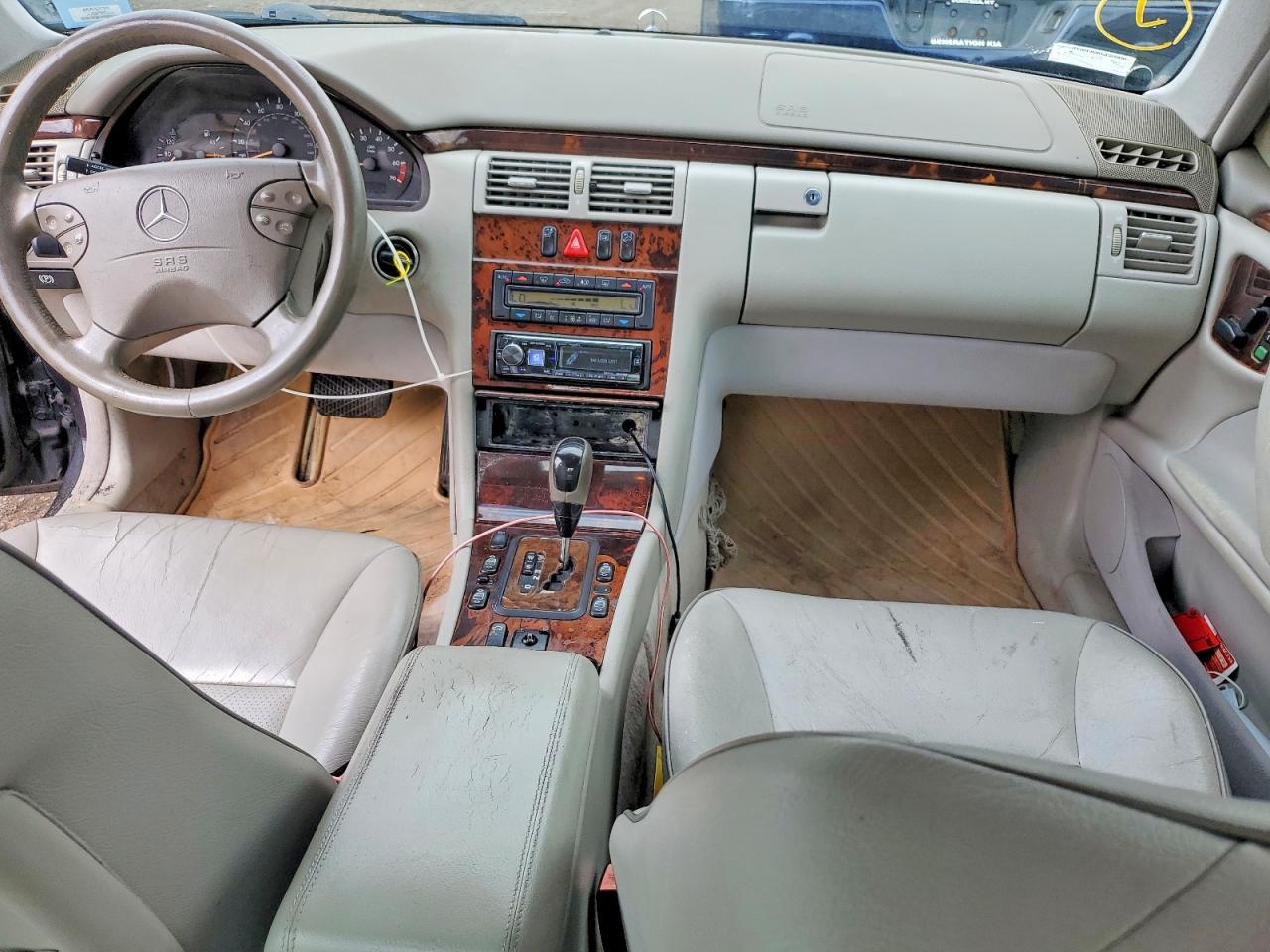 2001 Mercedes-benz E 320 Black vin: WDBJF65J01B340485