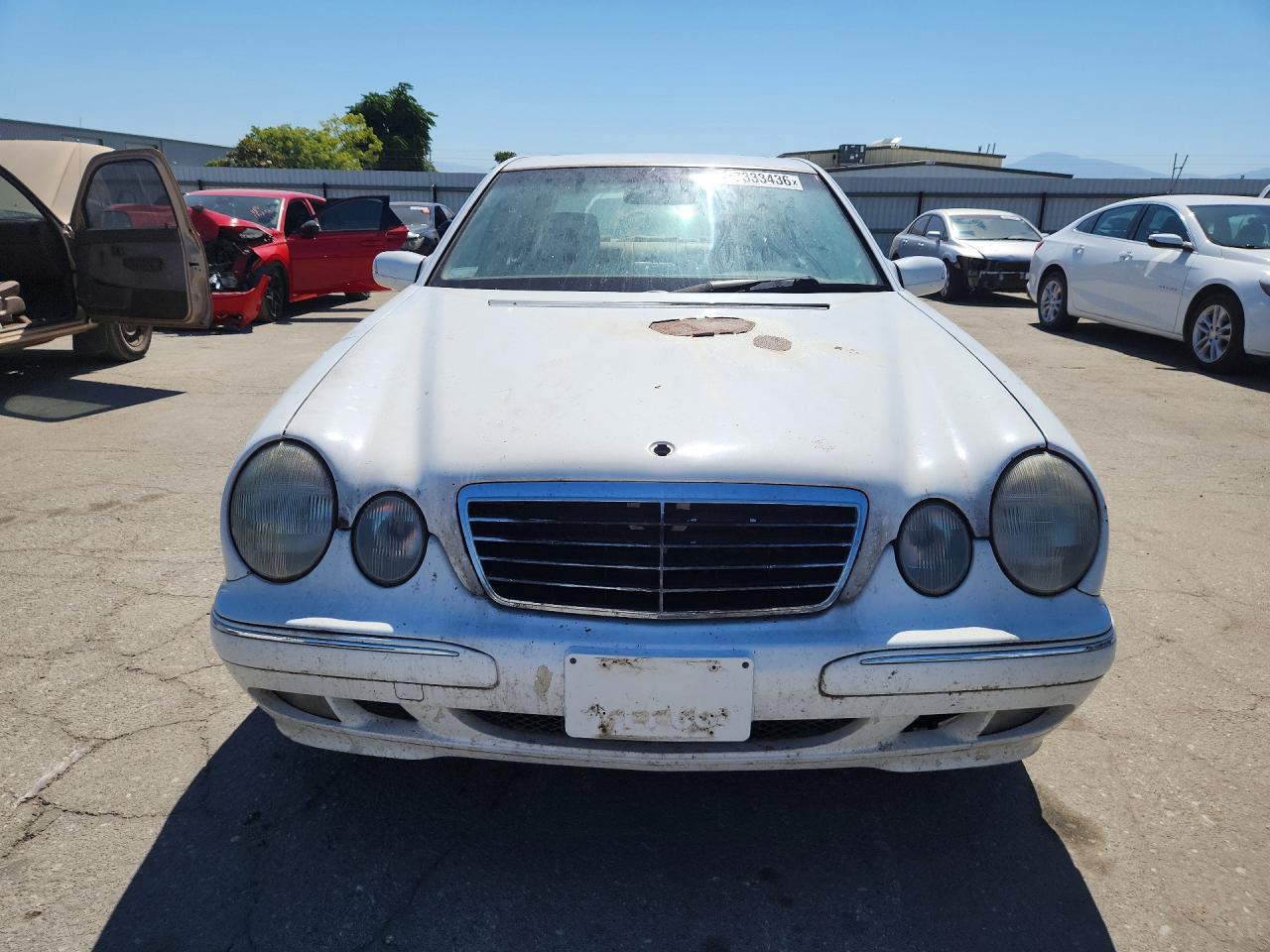2001 Mercedes-benz E 320 Белый vin: WDBJF65J01B357304