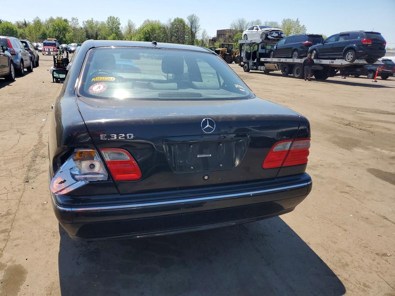 2000 Mercedes-benz E 320 Black vin: WDBJF65J0YB086416