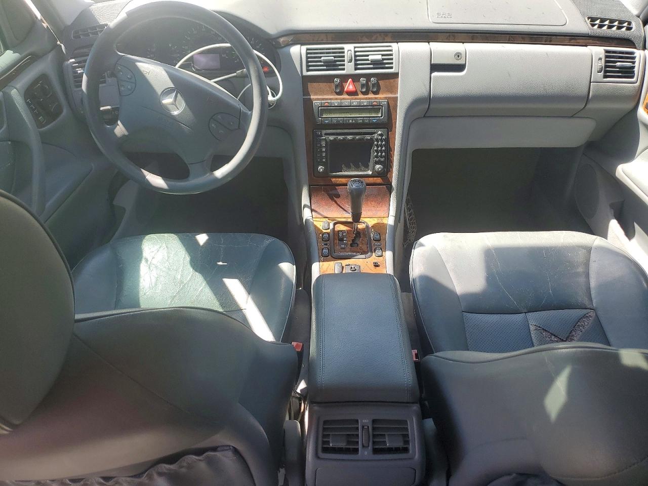 2000 Mercedes-benz E 320 Silver vin: WDBJF65J0YB094192