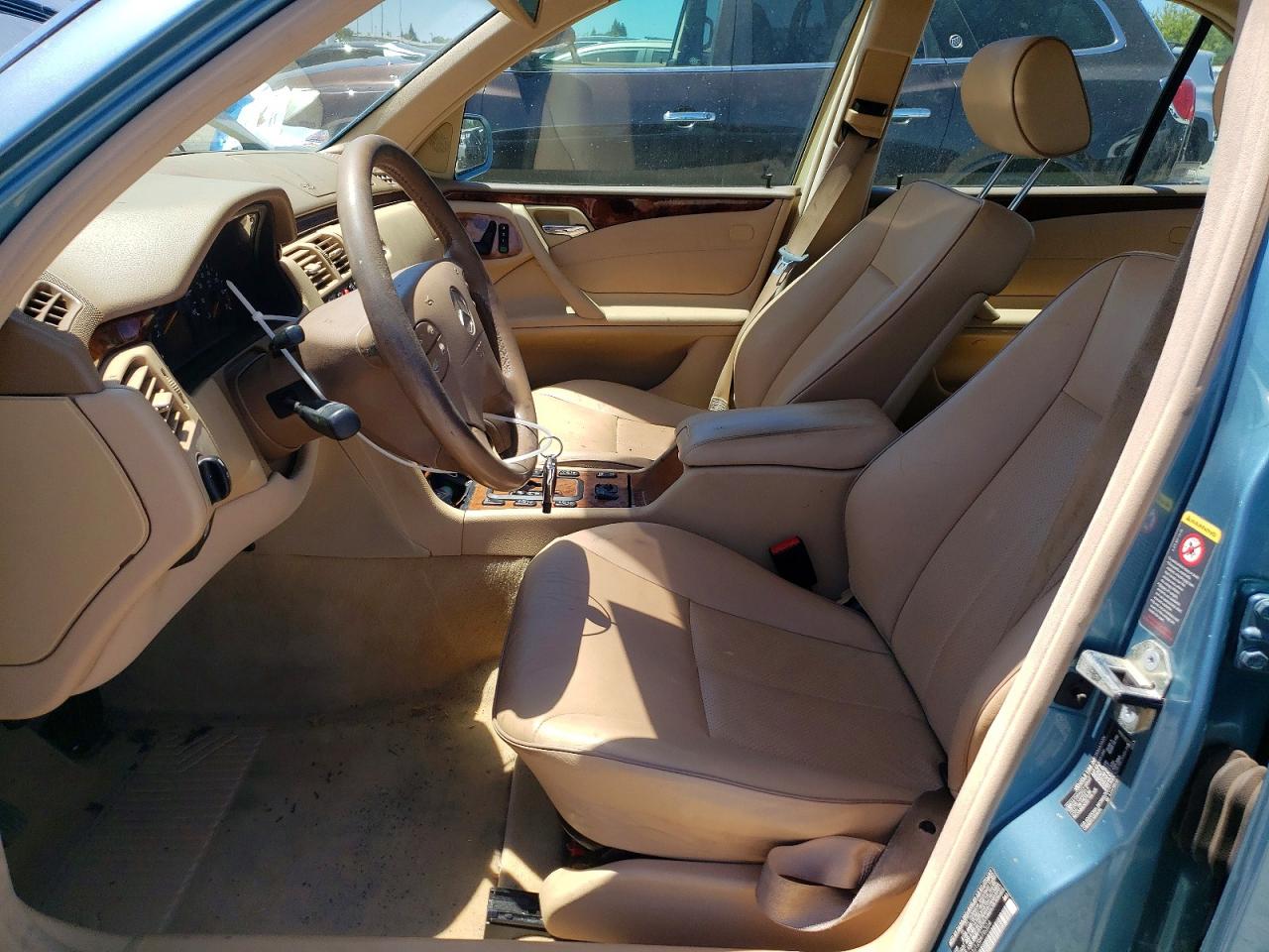 2002 Mercedes-benz E 320 Turquoise vin: WDBJF65J12B476304