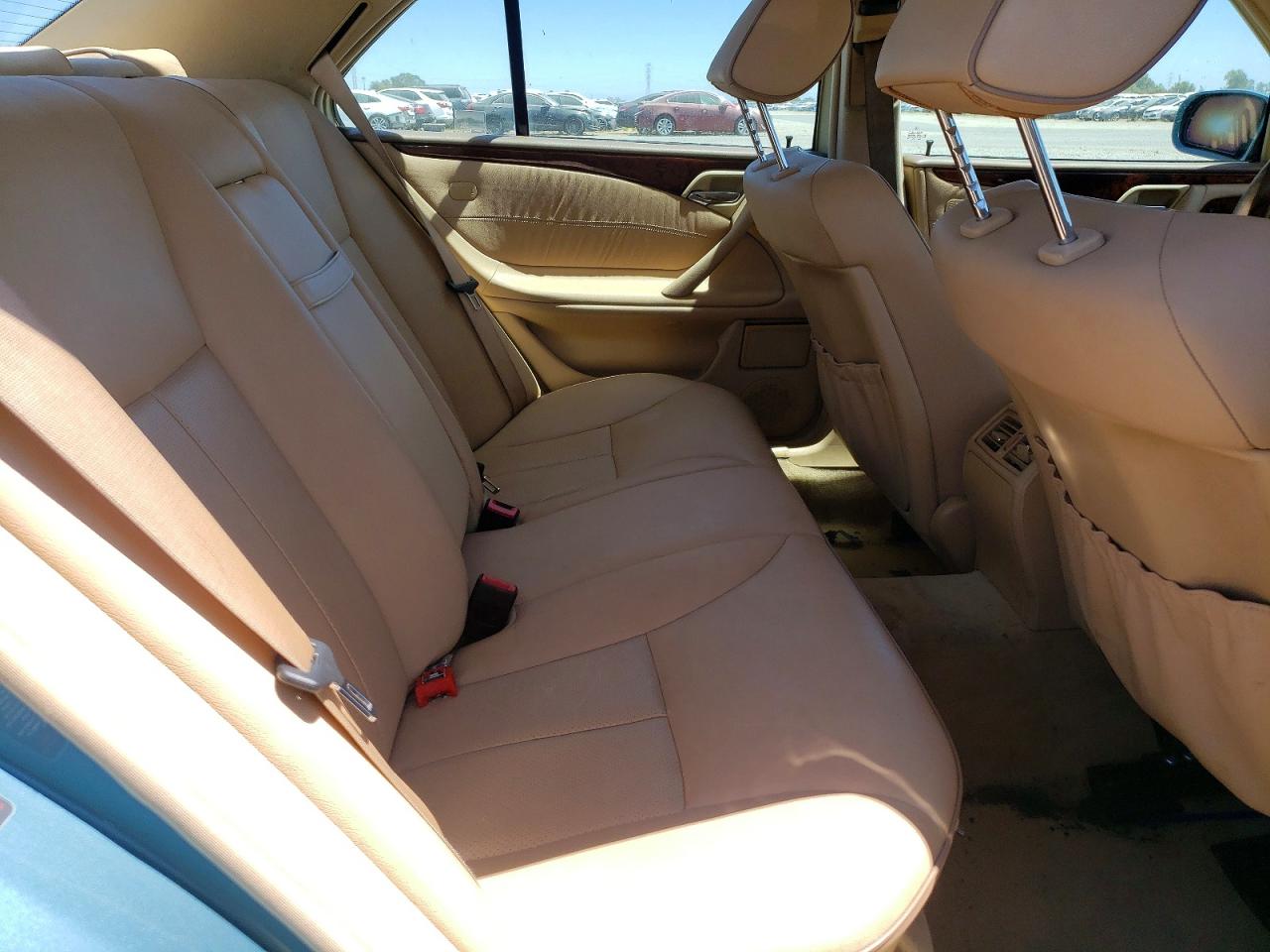 2002 Mercedes-benz E 320 Turquoise vin: WDBJF65J12B476304