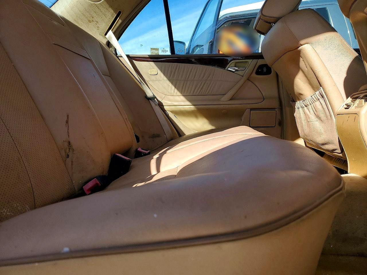 2000 Mercedes-benz E 320 Gold vin: WDBJF65J1YB103059
