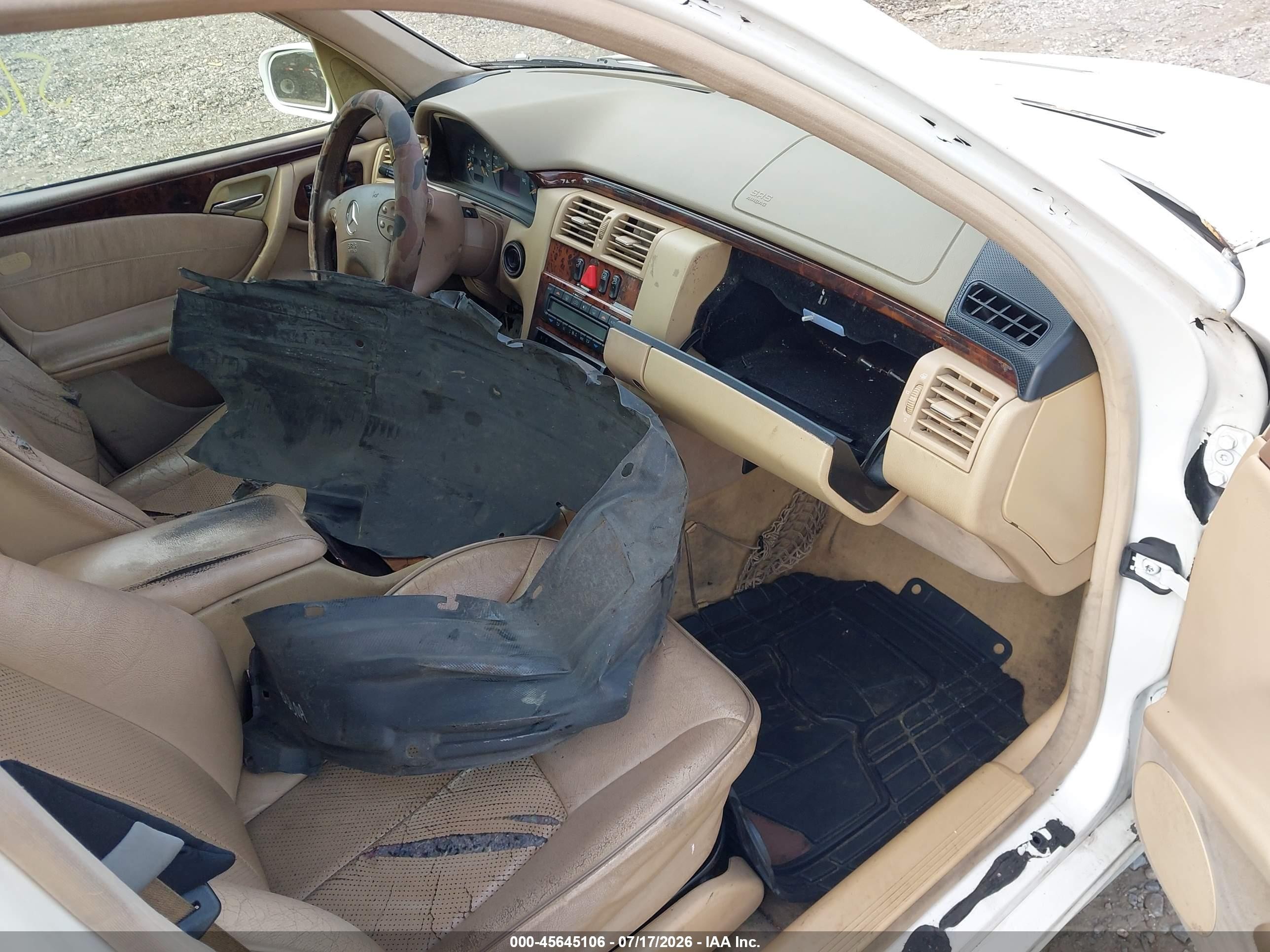 2000 Mercedes-benz E 320 Белый vin: WDBJF65J1YB161947