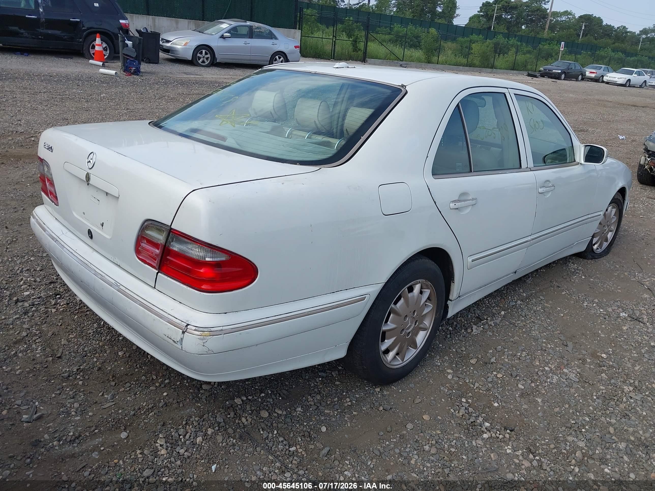 2000 Mercedes-benz E 320 Белый vin: WDBJF65J1YB161947
