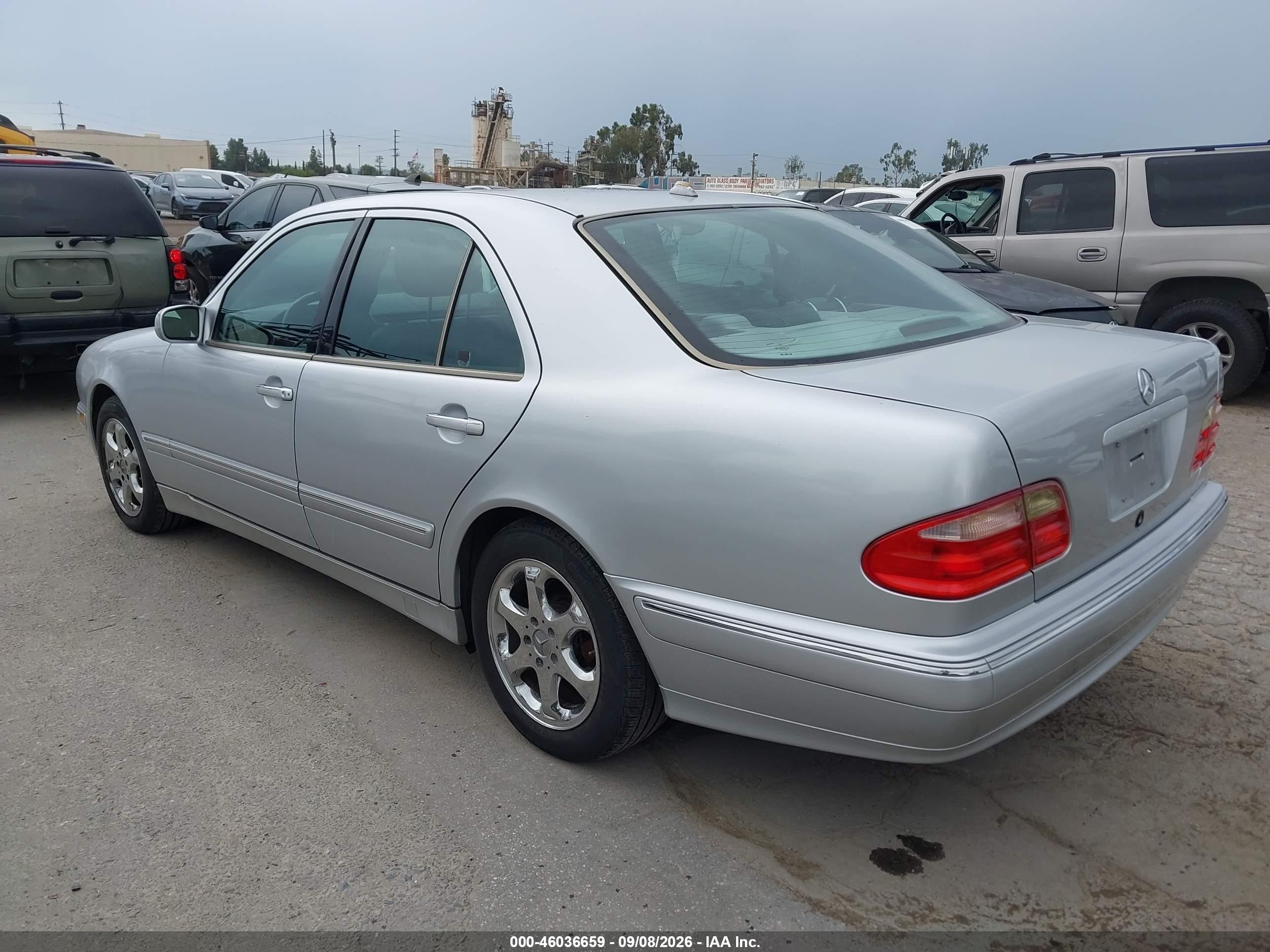 2002 Mercedes-benz E 320 Special Edition Silver vin: WDBJF65J22B440265