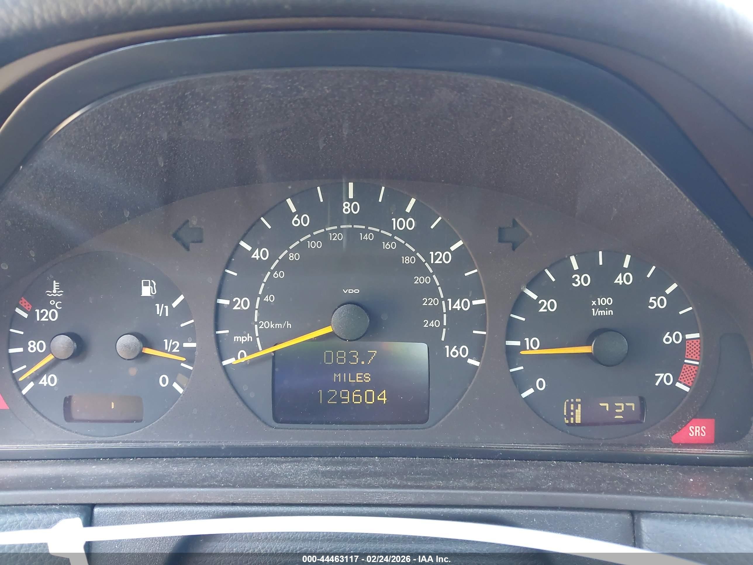 2000 Mercedes-benz E 320 Black vin: WDBJF65J2YB108349