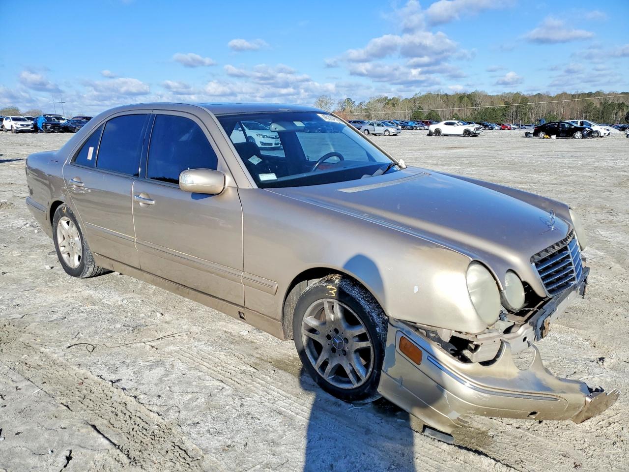 2002 Mercedes-benz E 320 Золотой vin: WDBJF65J32B464543